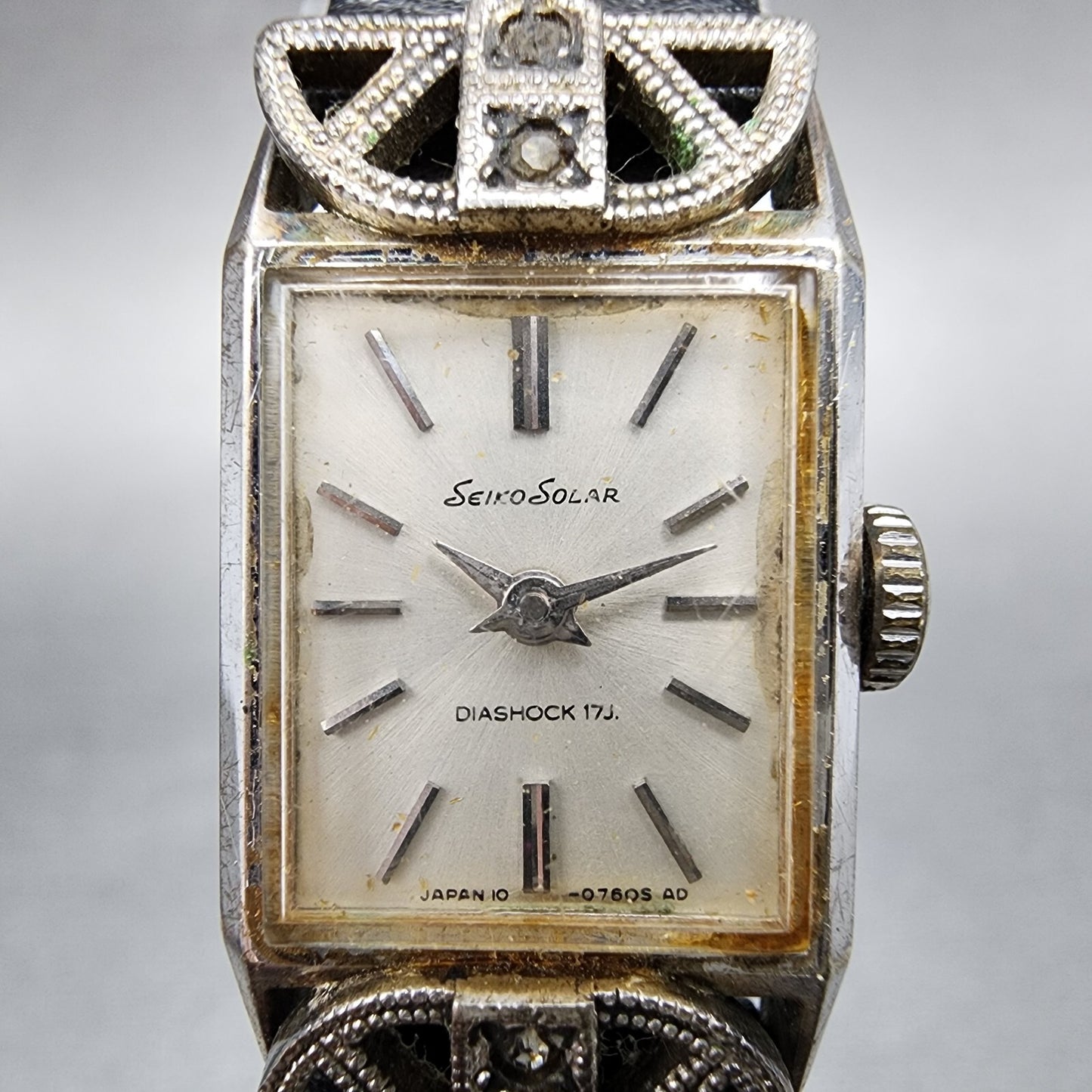 Seiko Tank Watch Women 15mm White Dial Silver Tone Rectangle 10-3220