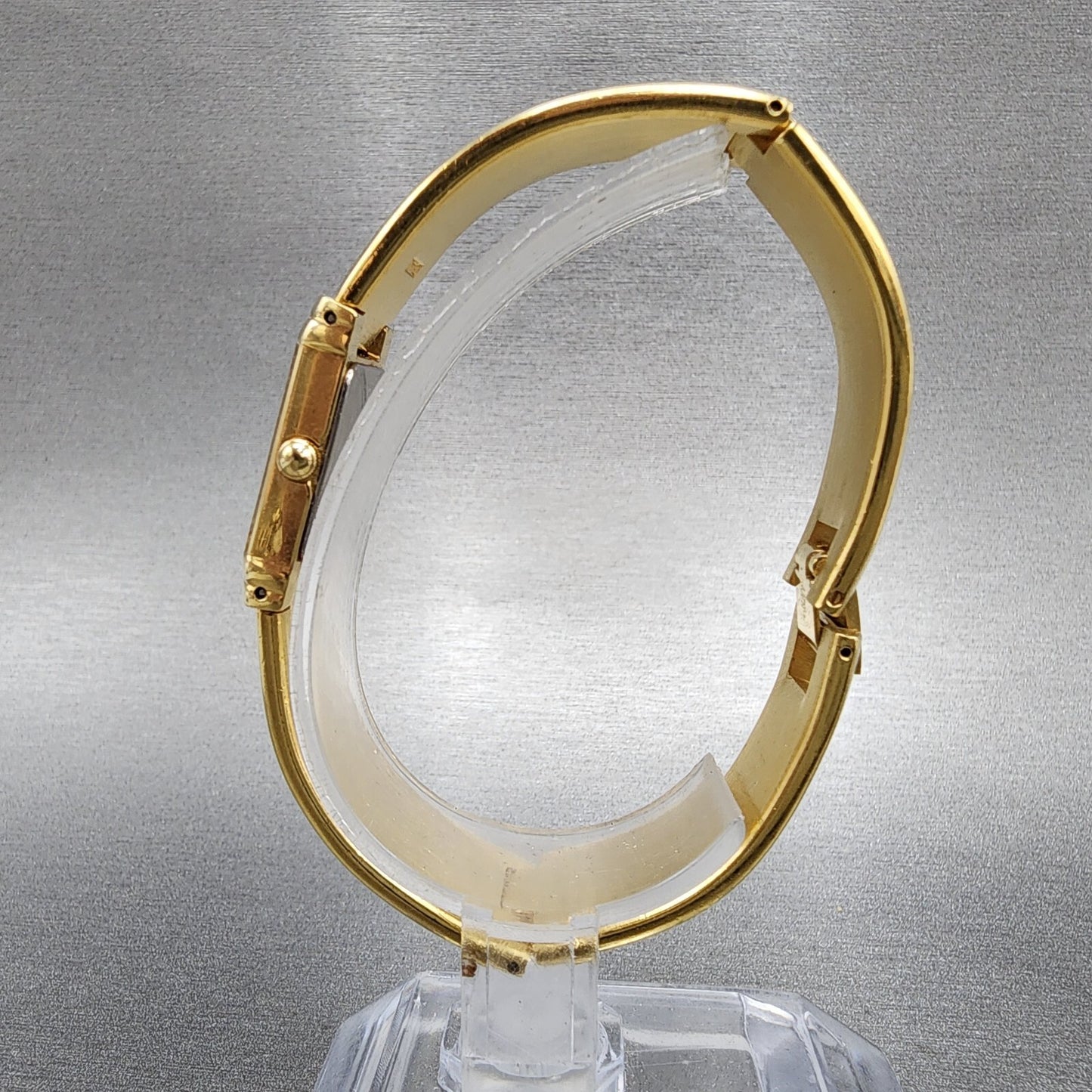 Seiko Watch Women 15mm White Dial Gold Tone Rectangle 1F20-5K19 New Battery