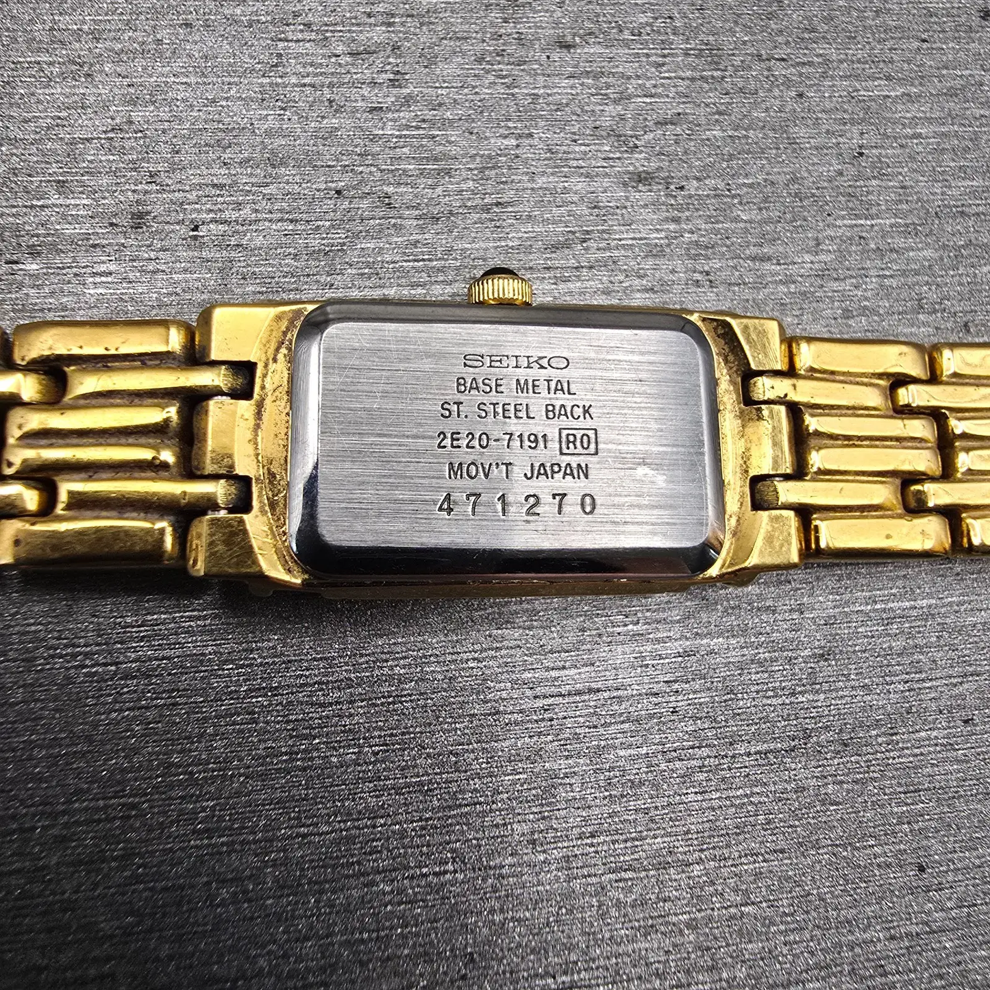Seiko Watch Women 13mm Pink Dial Gold Tone Diamonds Rectangle 2E20-7191 New Batt10