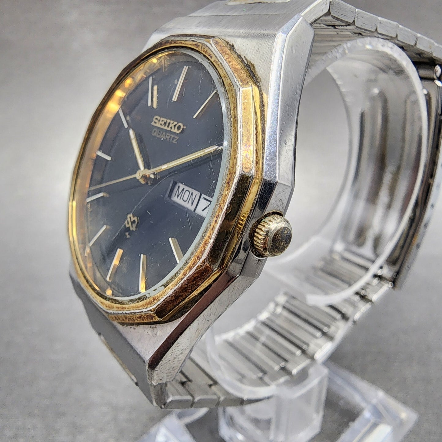 Seiko SQ Watch Men 35mm Blue dial Two Tone Daydate 7123-8470 New Battery