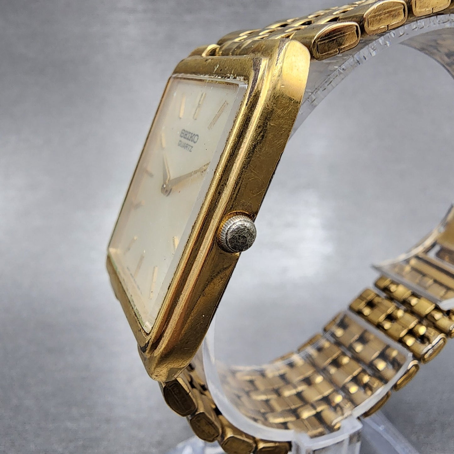 Seiko Tank Watch Men 27mm Champagne Dial Gold Tone Date 7n29-5b29 New Battery