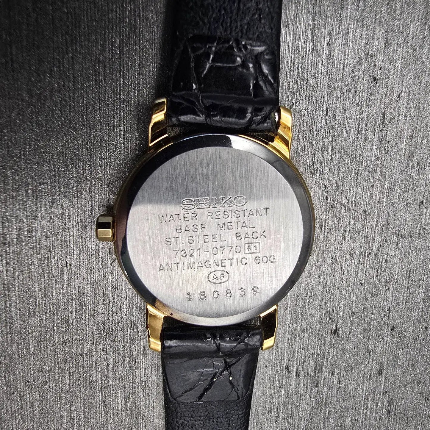 Seiko Exceline Watch Women 22mm Black Dial Gold Tone Round 7321-0770 New Battery10