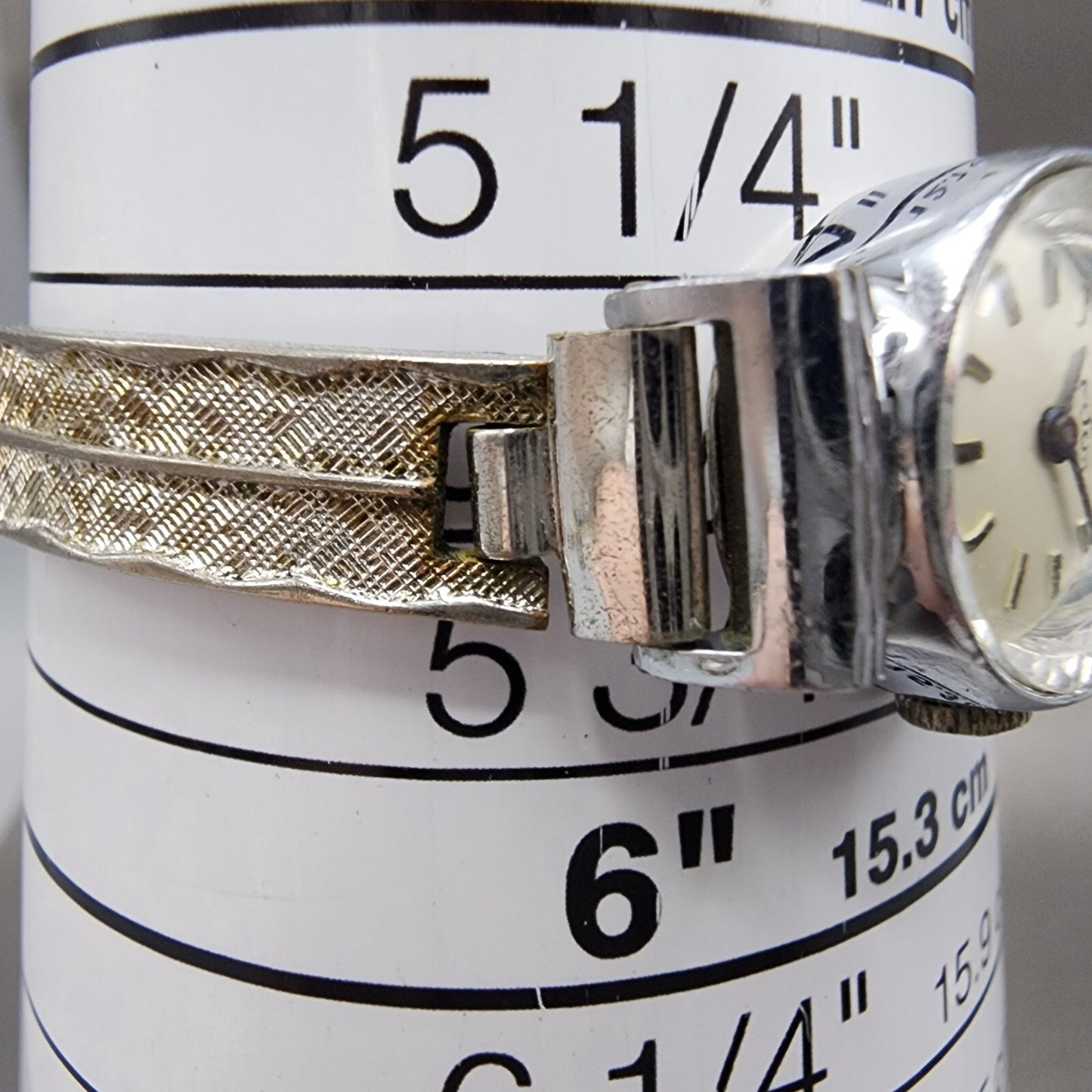 EDOX Watch Women 18mm White Dial Steel Round Manual Wind Runs Vintage