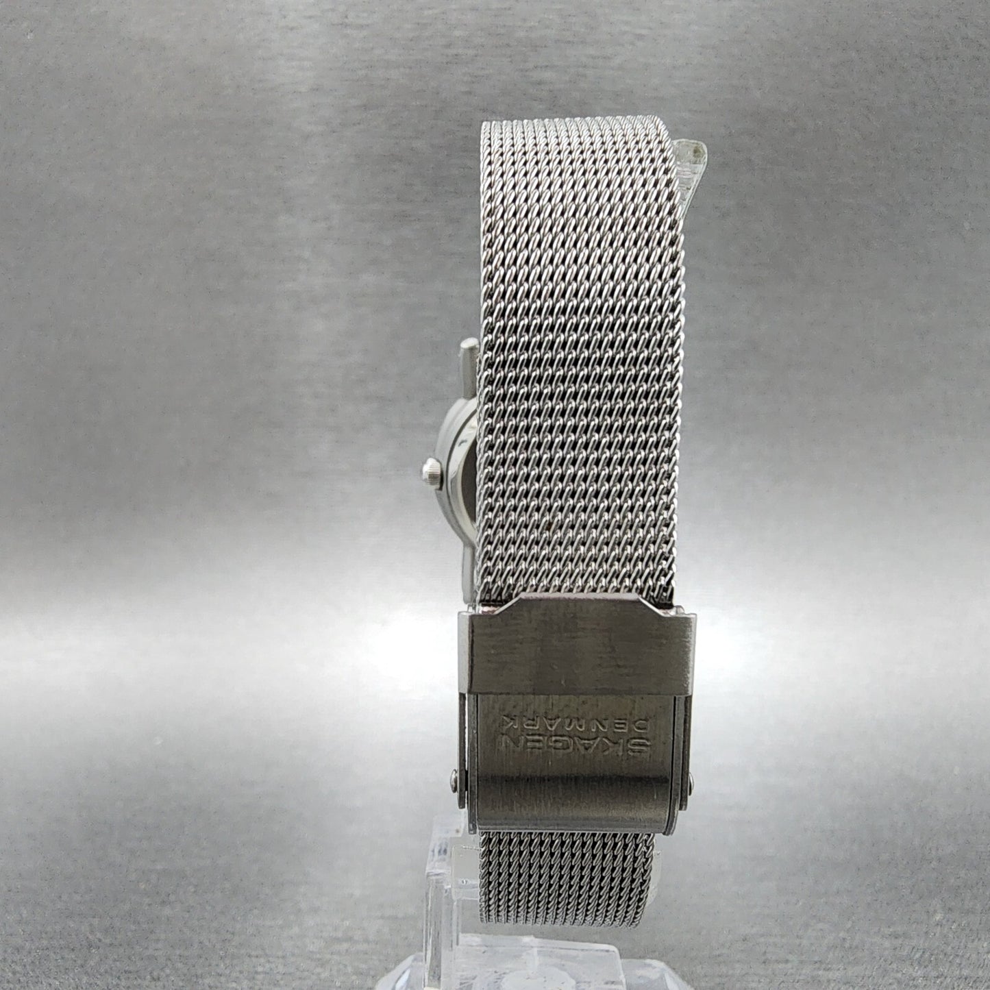 Skagen Watch Women 25mm Silver Dial Steel Round Mesh Band 4SSS New Battery