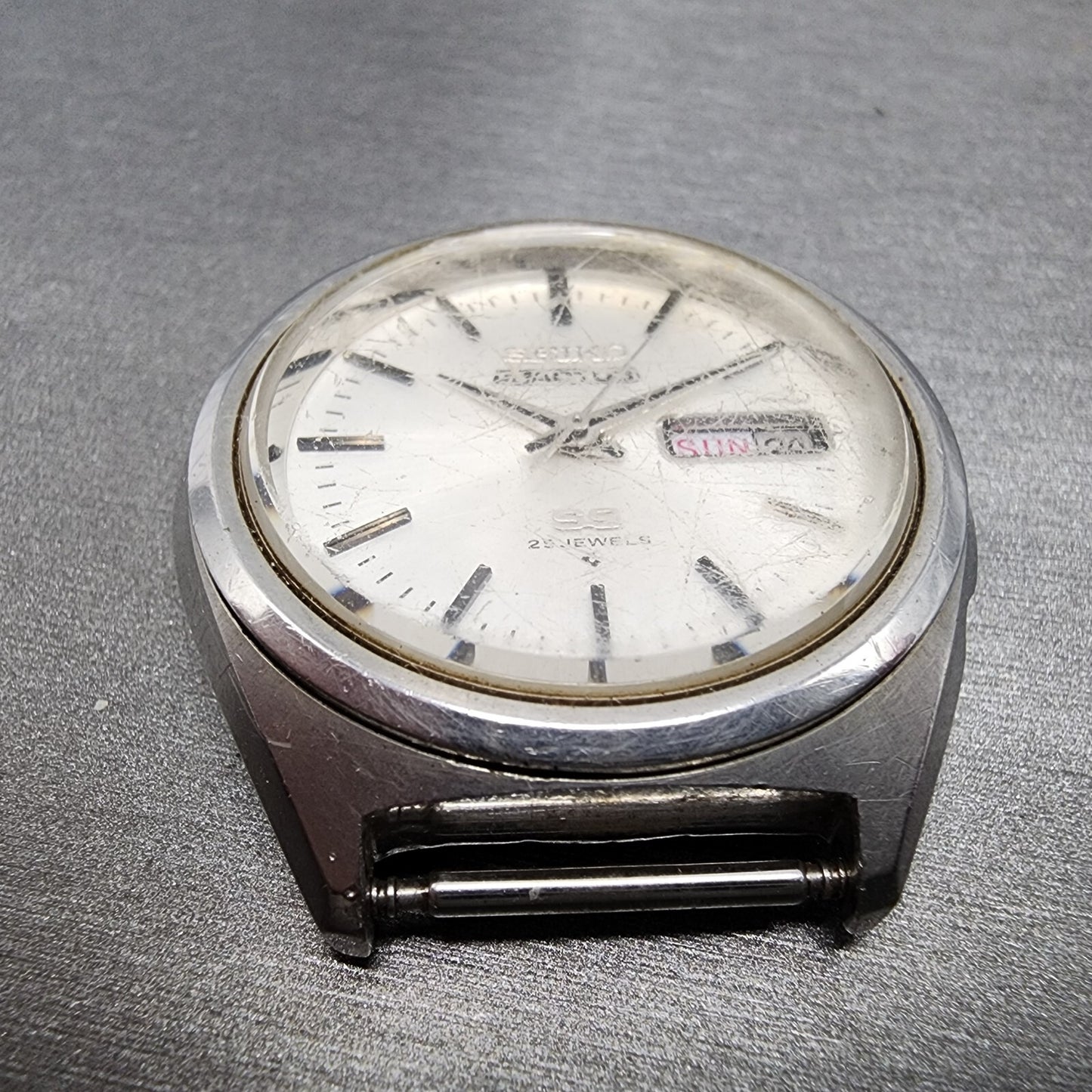 Seiko 5 Actus SS Watch Men 38mm Silver Dial Silver Tone Daydate 6106-7490 Runs