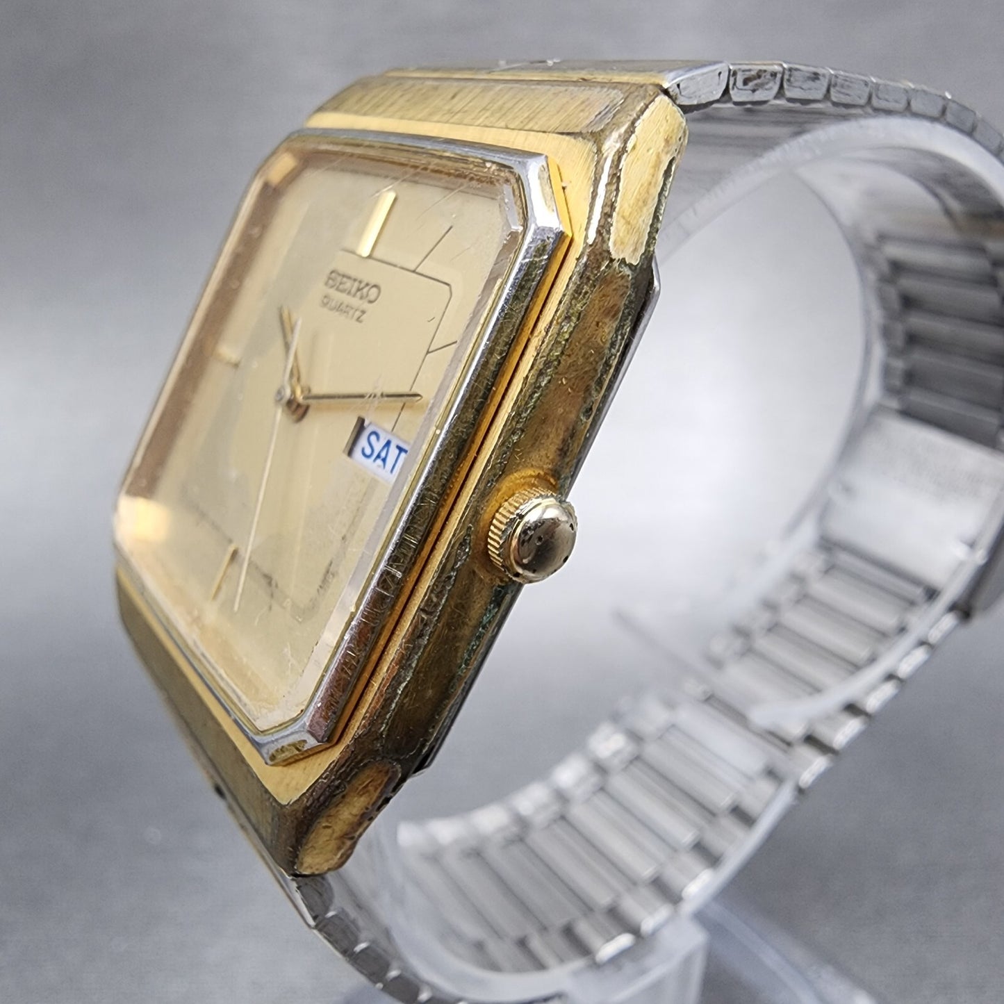 VTG Seiko Watch Men 29mm Gold Dial Gold Tone Daydate Octagon 6533-5039 PARTS