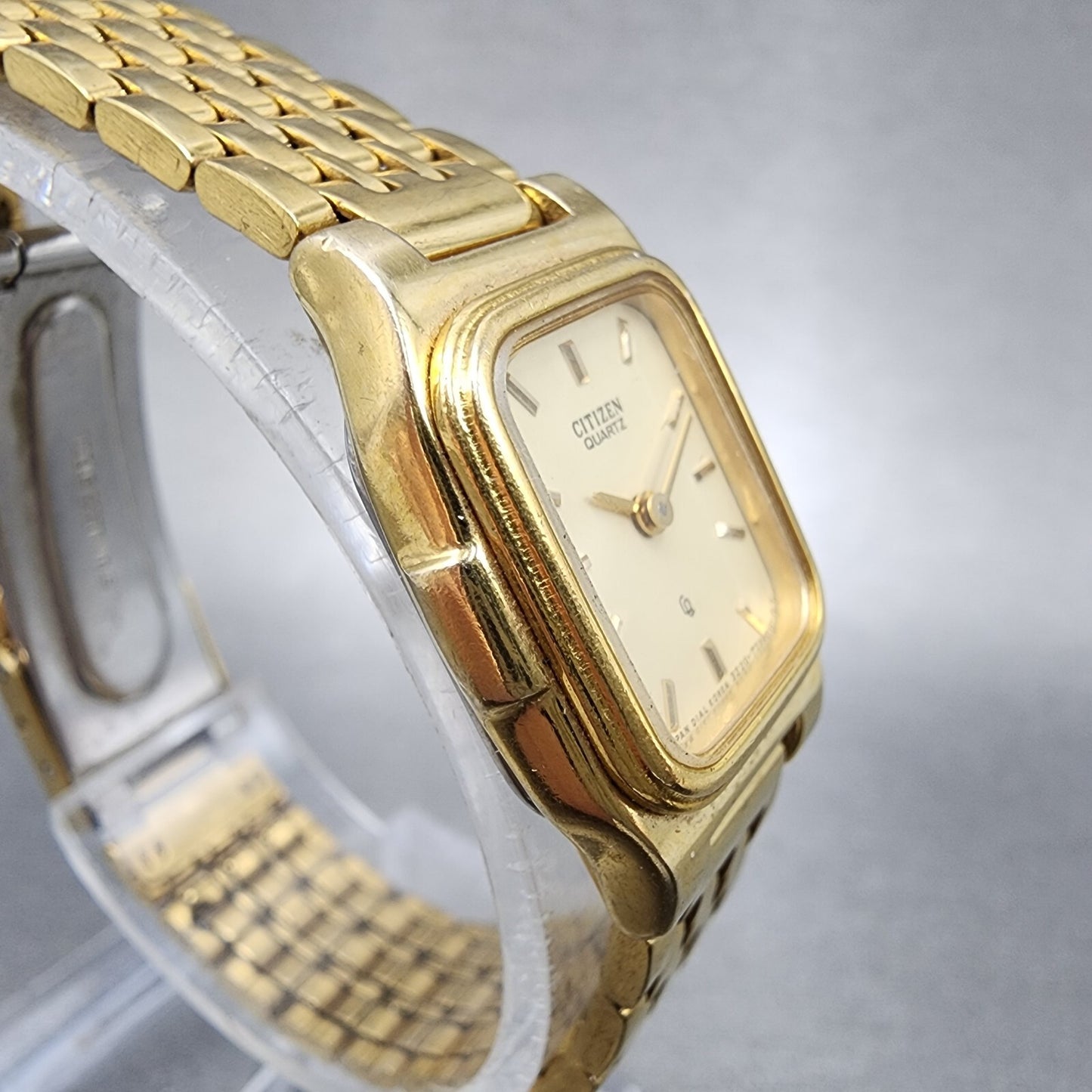 Citizen CQ Tank Watch Women 18mm Cream Dial Gold Tone Rectangle New Battery