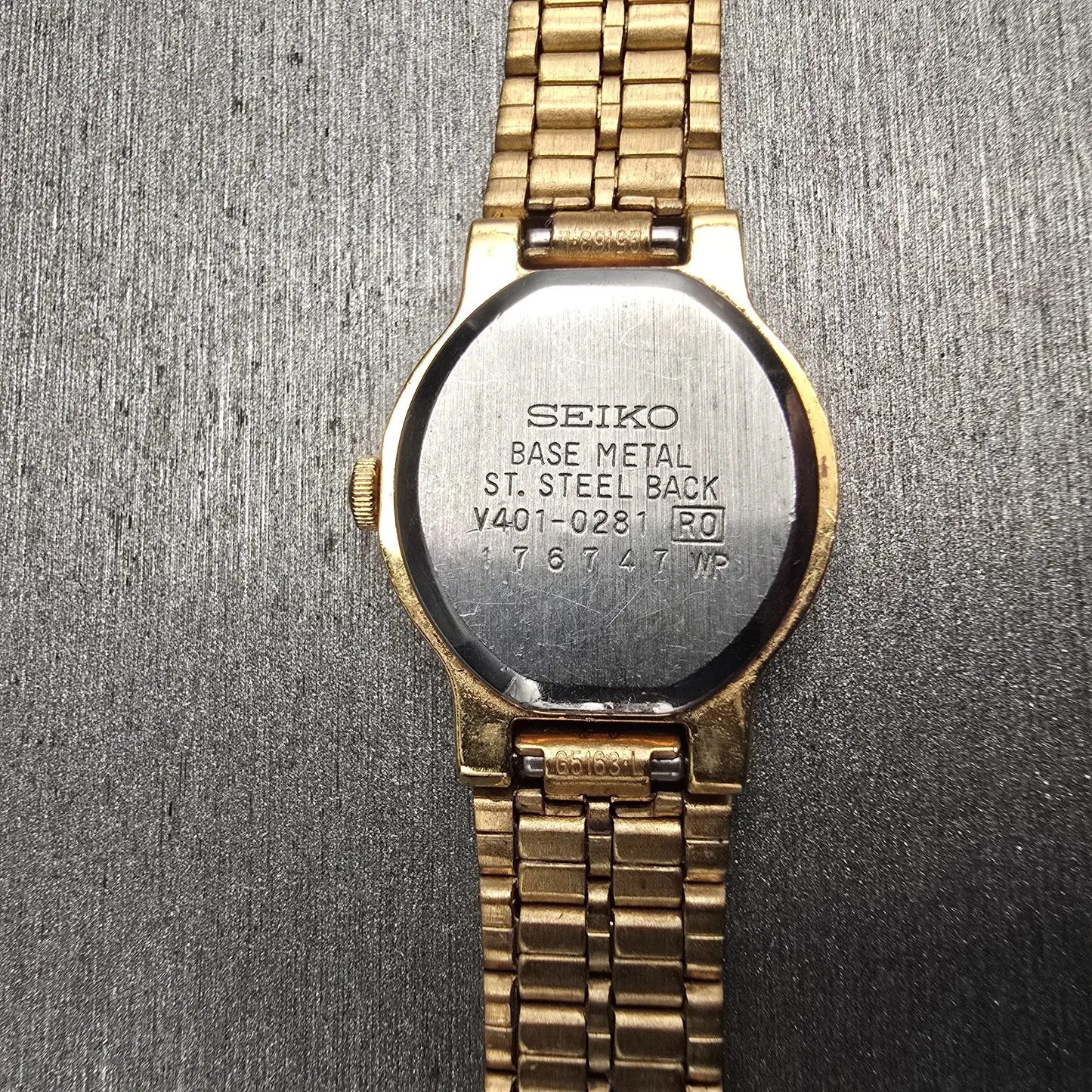 Seiko SX Watch Women 19mm Black Dial Gold Tone Round V401-0281 New Battery VTG10