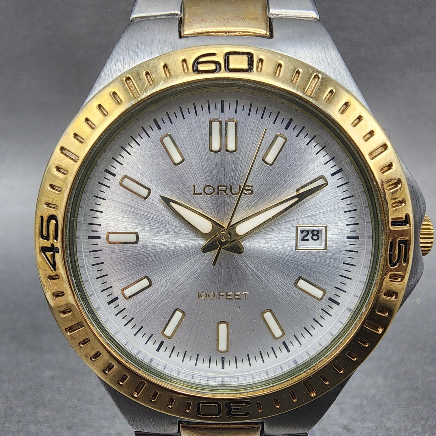 Lorus Dive Watch Men 40mm Silver Dial Two Tone Date Round LR0710 New Battery