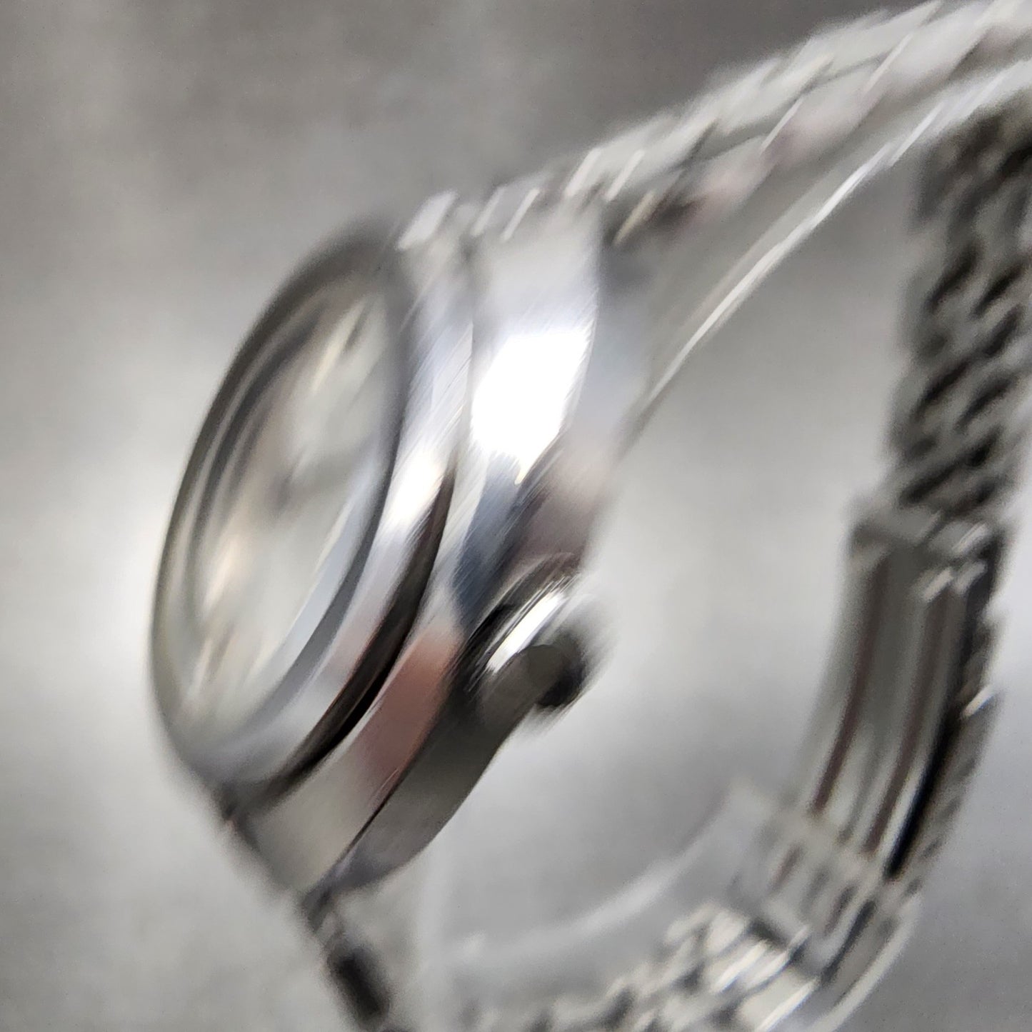 Seiko Watch Women 27mm Silver Dial Silver Tone Date Manual 2118-0400 Runs