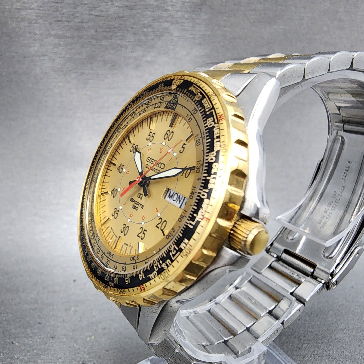 Seiko SQ Sports 150 Watch Men 41mm Gold Dial Two Tone Daydate Round New Battery