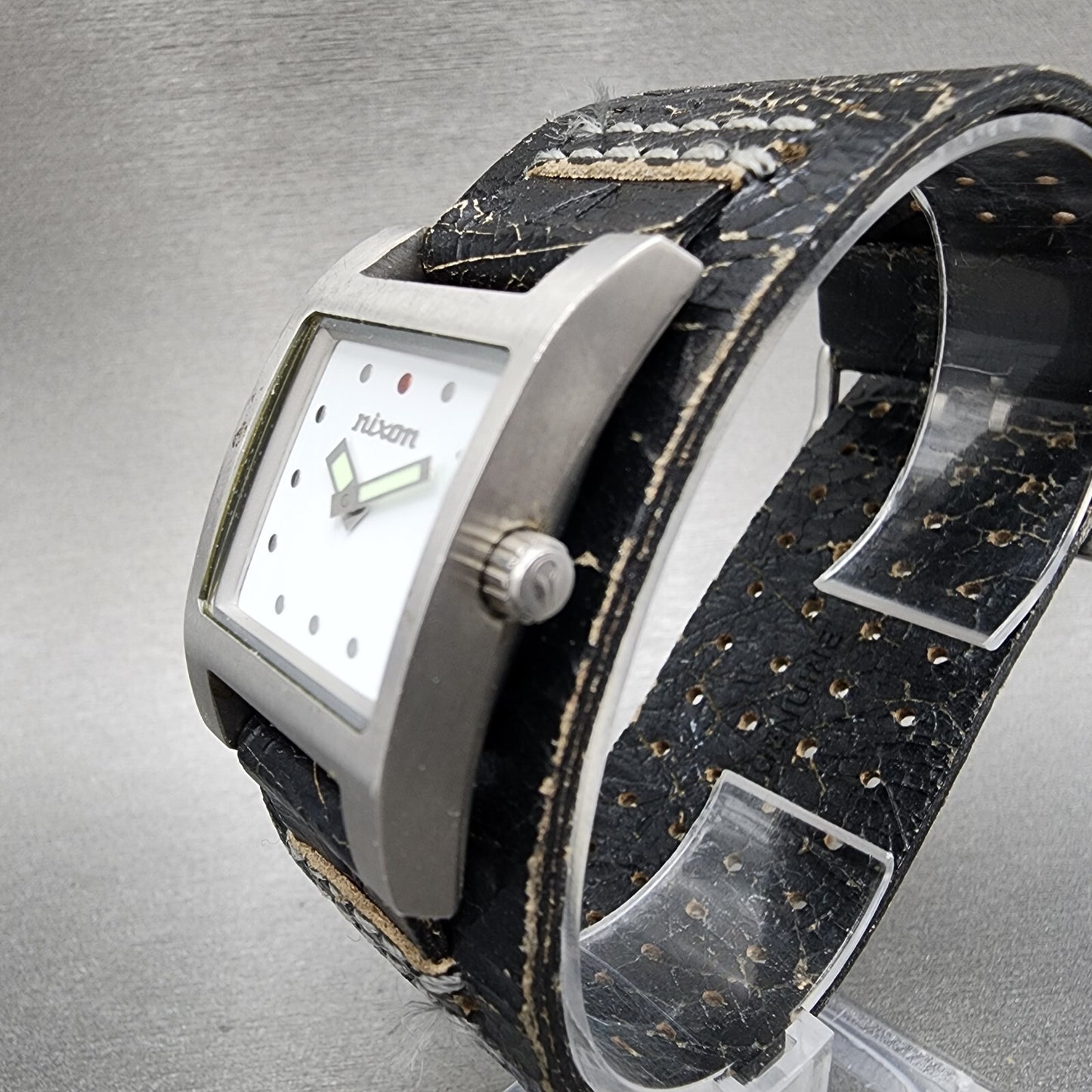 Nixon The Lizzie Watch Women 22mm White Dial Steel Leather Band New Battery