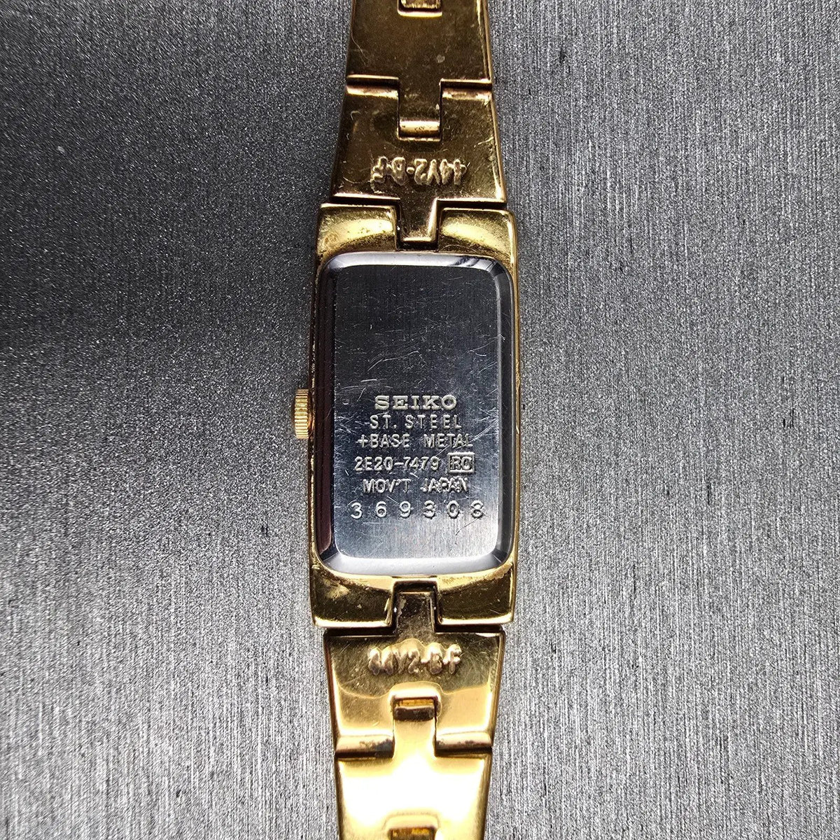 Seiko Tank Watch Women 13mm Gold Dial Gold Rectangle 2E20-7479 New Battery 5645610