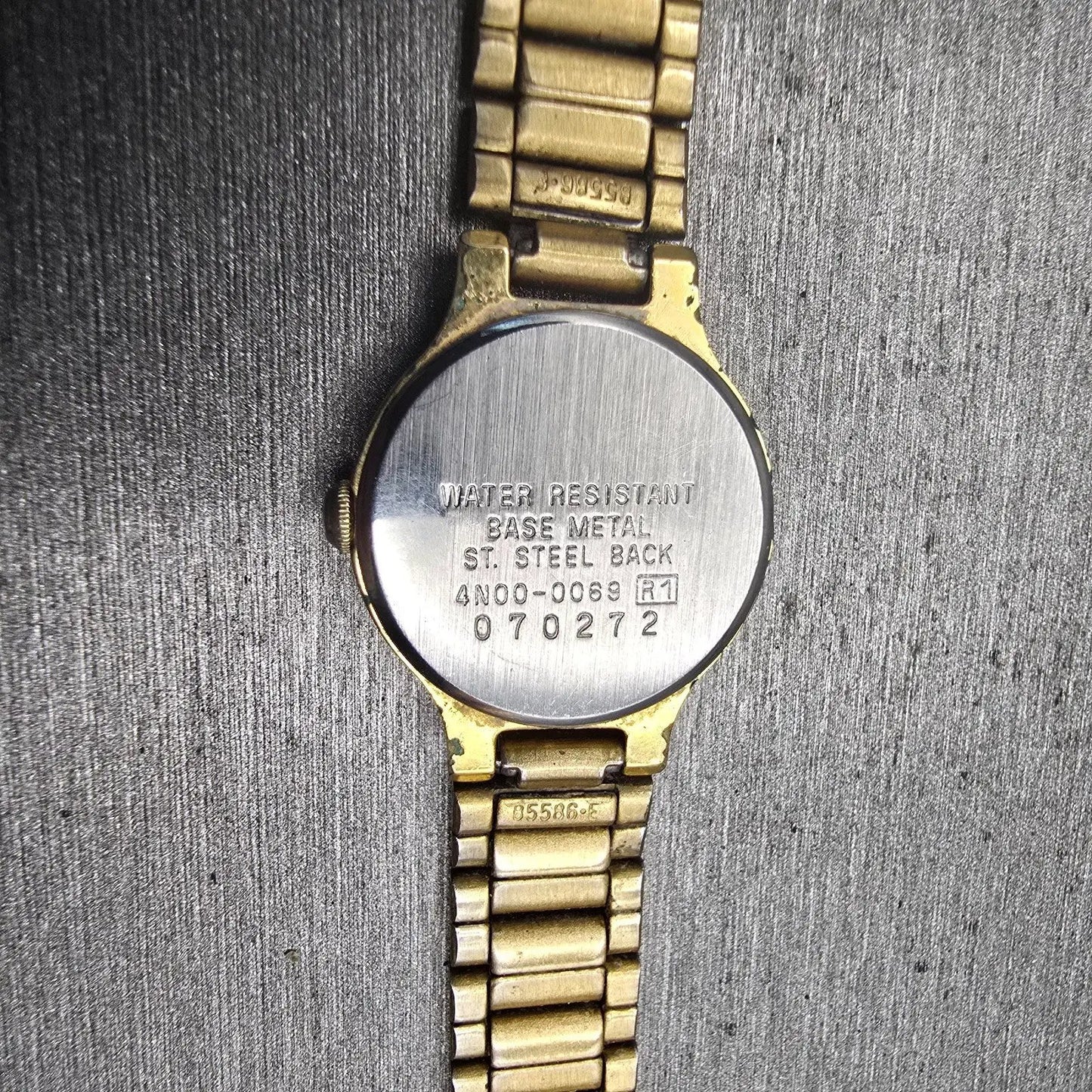 Seiko Watch Women 19mm Gold Dial Gold Tone Round 4N00-0069 New Battery Vintage10