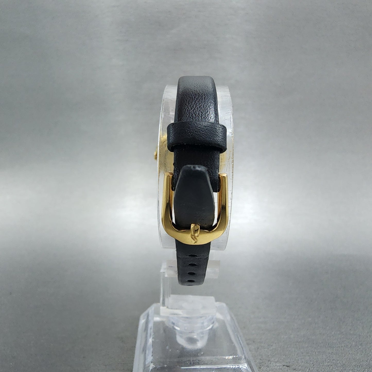 Movado Vivo Watch Women 28mm Black Dial Gold Tone Round 88 A1 1701 New Battery