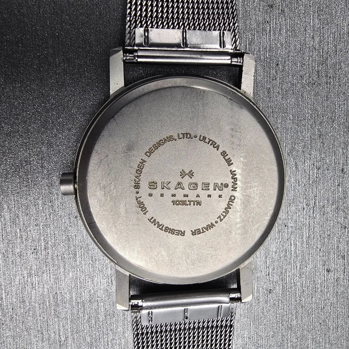 Skagen Watch Men 34mm Blue Dial Silver Tone Date Round 103LTTN New Battery10