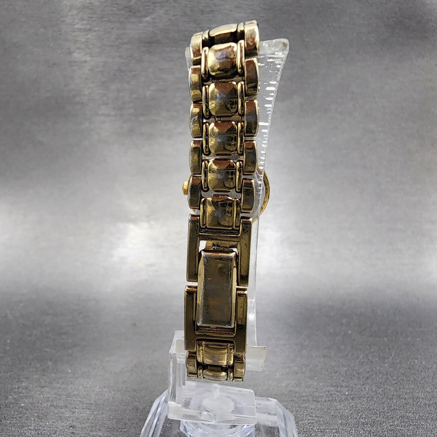 Seiko Watch Women 20mm White & Gold Dial Gold Tone Round 1N01 New Battery