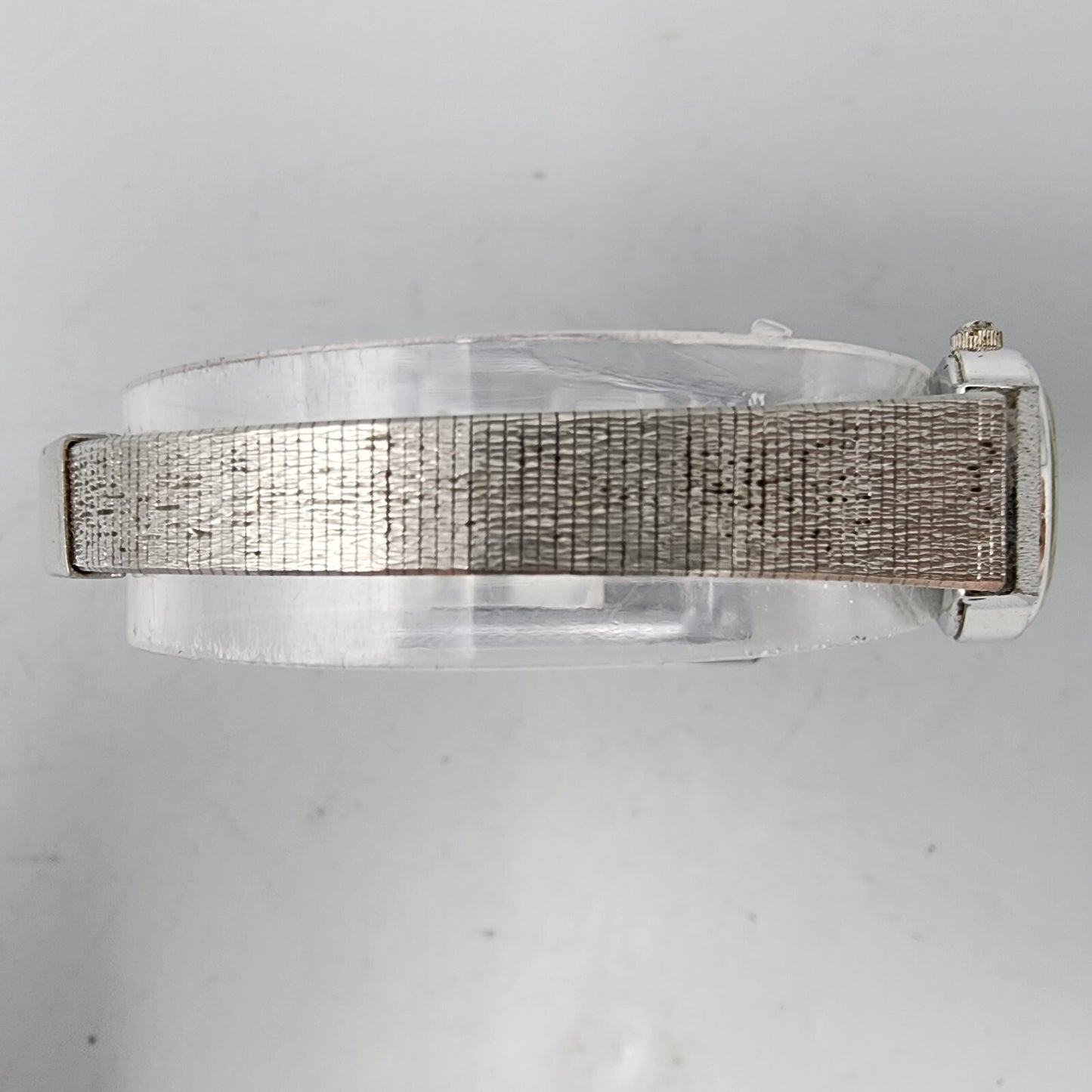VTG Bulova Watch Women 18mm White Dial Silver Tone Round 91L06 New Battery