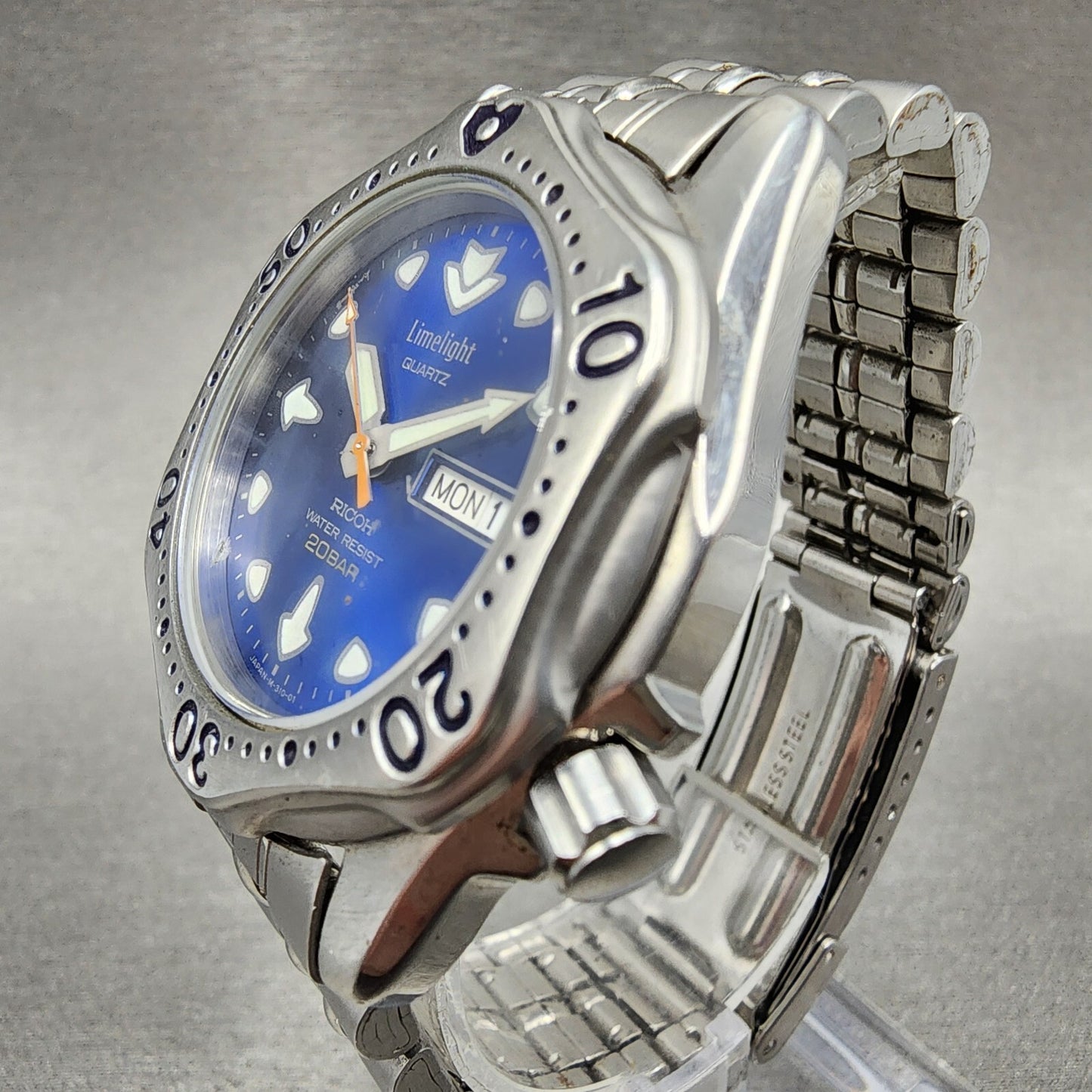 Ricoh Limelight Dive Watch Men 38mm Blue Dial Steel Daydate Round New Battery