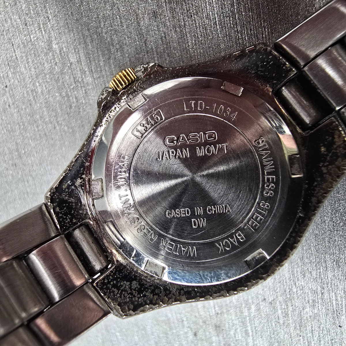 Casio Dive Watch Women 27mm White Dial Two Tone Date Round LTD-1034 New Battery10