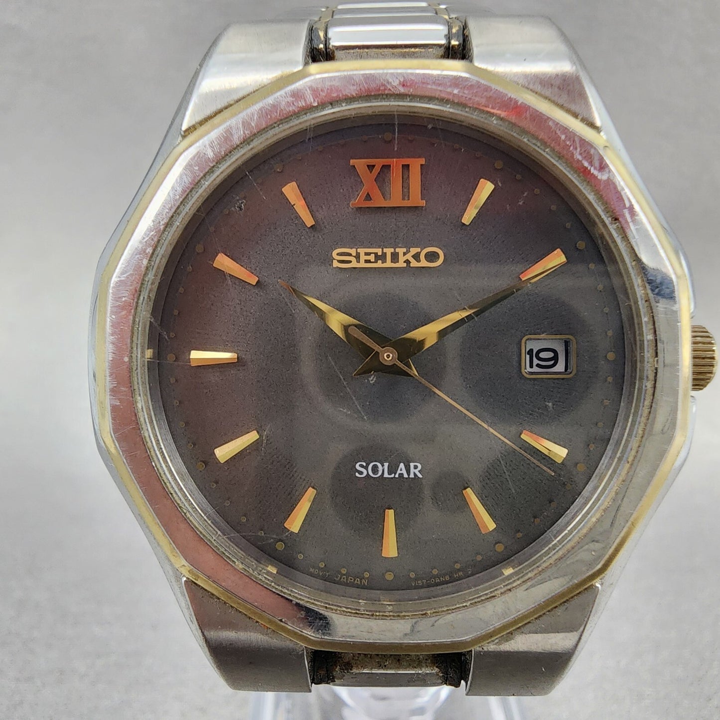 Seiko Solar Watch Men 40mm Gray Dial Two Tone Date V157-0ak0 Runs