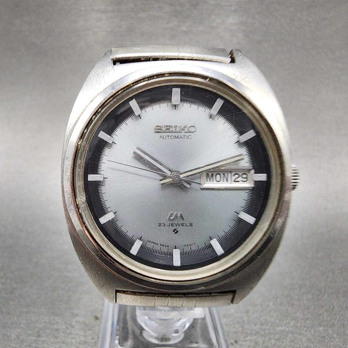 Seiko Lordmatic Watch Men 36mm Gray Dial Steel Daydate Cushion 5606-7140 Runs
