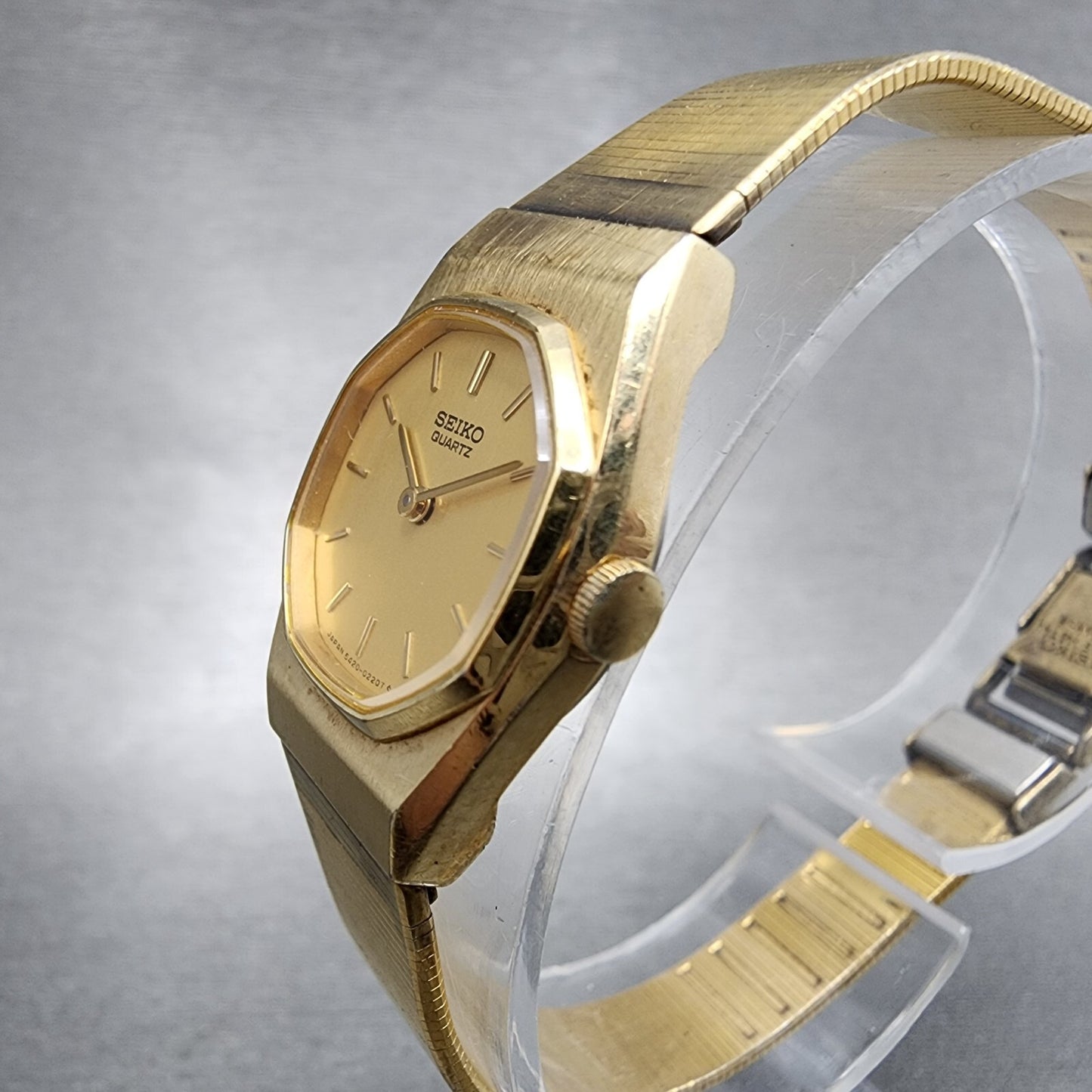 Seiko Watch Women 19mm Gold Dial Gold Tone Round 5420-5099 New Battery