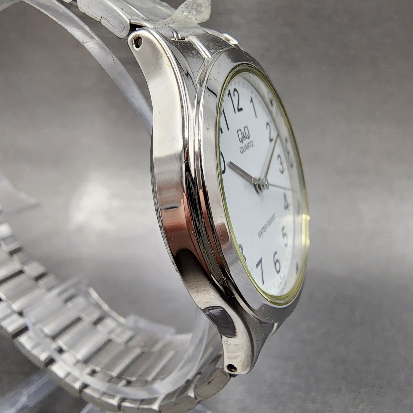 Citizen Q&Q Watch Men 34mm White Dial Silver Tone Vu76-204 New Battery