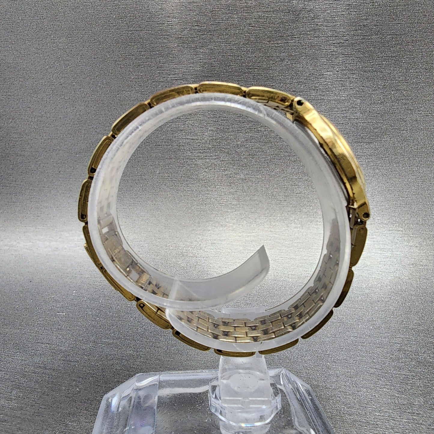 Seiko Watch Women 22mm White Dial Gold Tone Round 1n00-0a99 New Battery