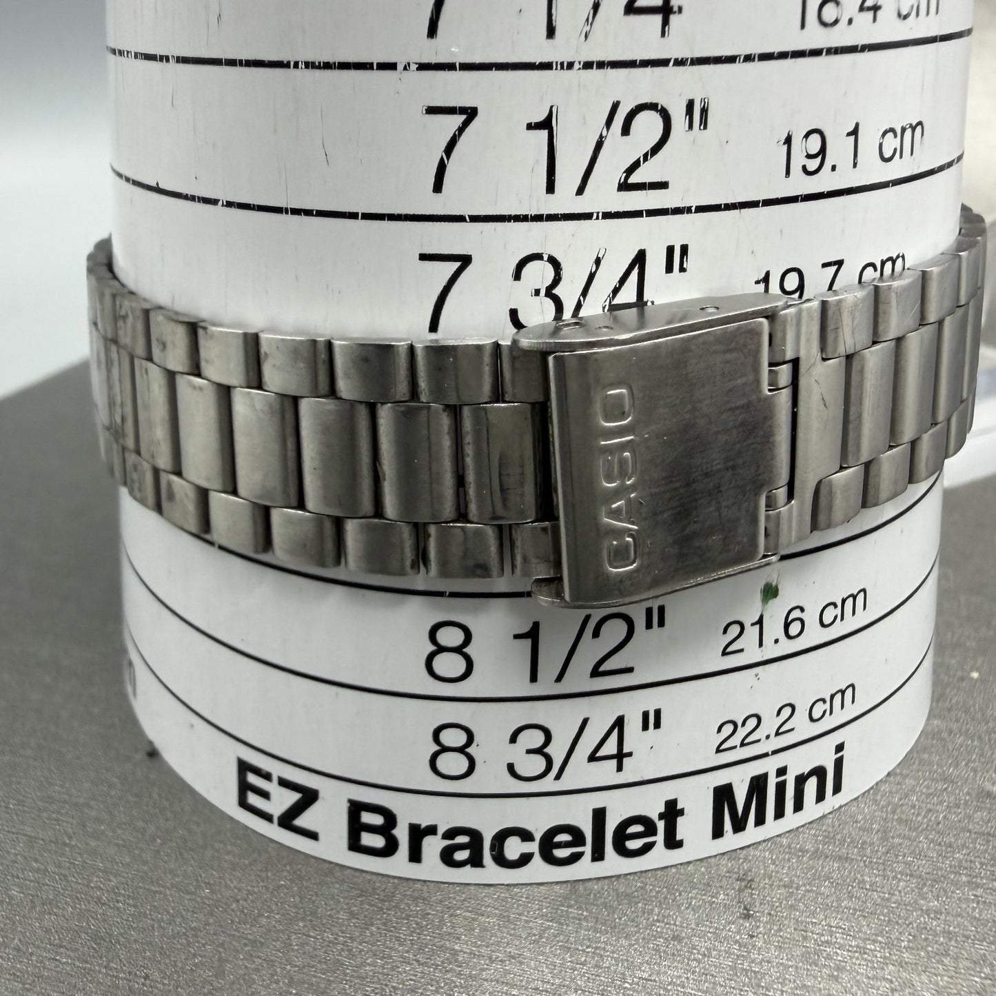 Casio AQ-230 Watch Men 30mm White Dial Silver Tone Alarm Chrono New Battery ABC11