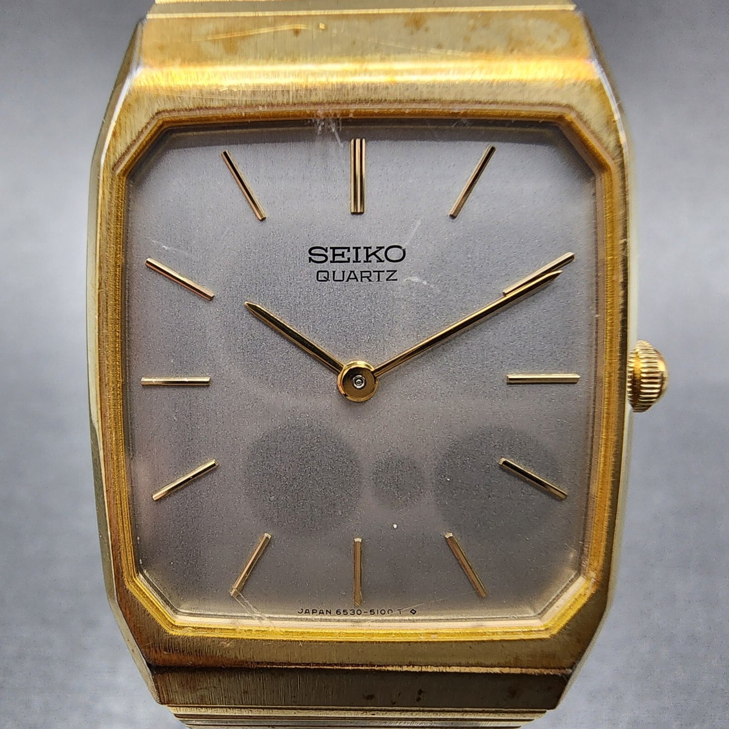 Seiko Tank Watch Men 26mm Gray Dial Gold Tone Rectangle 6530-5080 New Battery