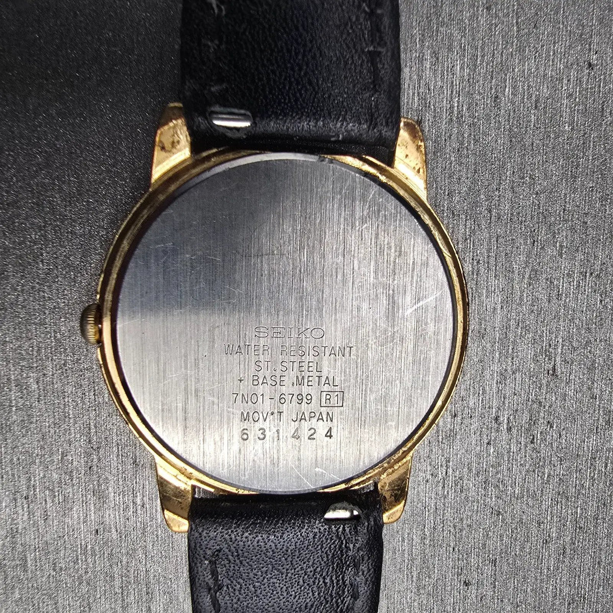 Seiko Watch Men 33mm Ivory Dial Gold Tone Round 7N01-6799 New Battery Vintage10