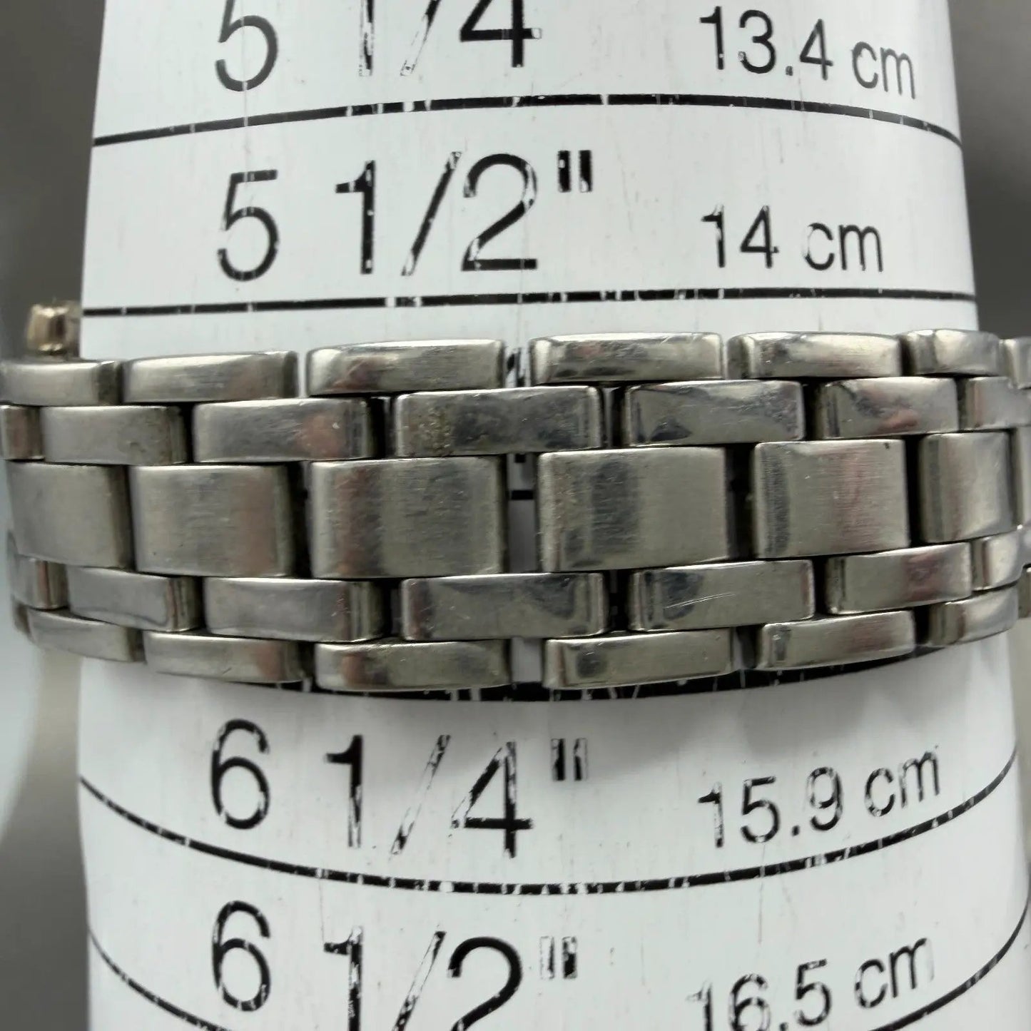 Seiko Watch Women 26mm Cream Dial Silver Tone Round V700-6K99 New Battery VTG10