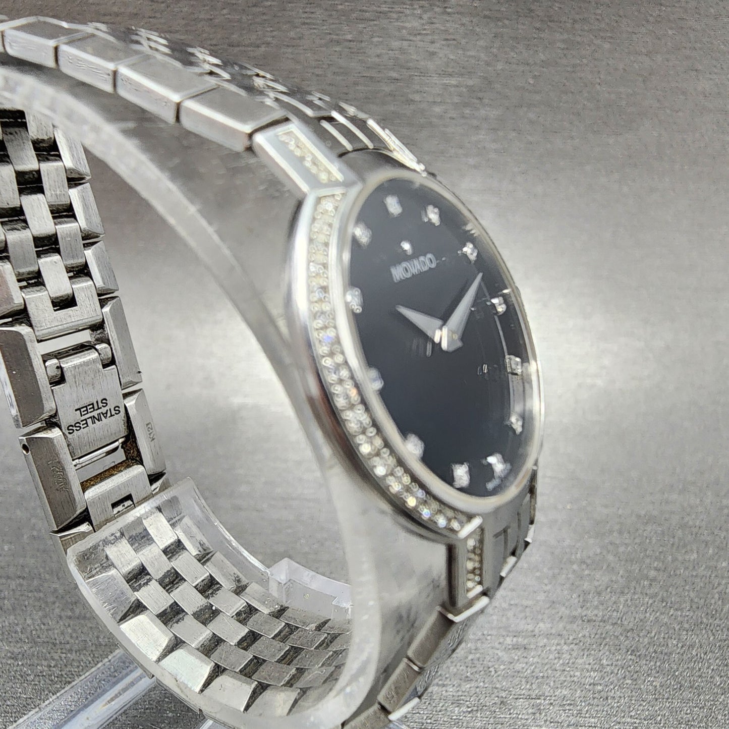 Movado Faceto Watch Women 25mm black Dial Steel Diamonds Round 605586 New Batt