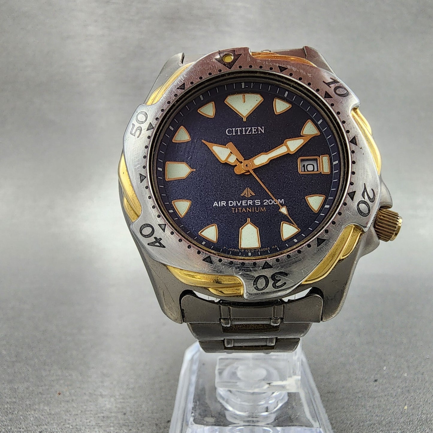 Citizen Eco-Drive Dive Watch Men 40mm Blue Dial Titanium Date Round Runs