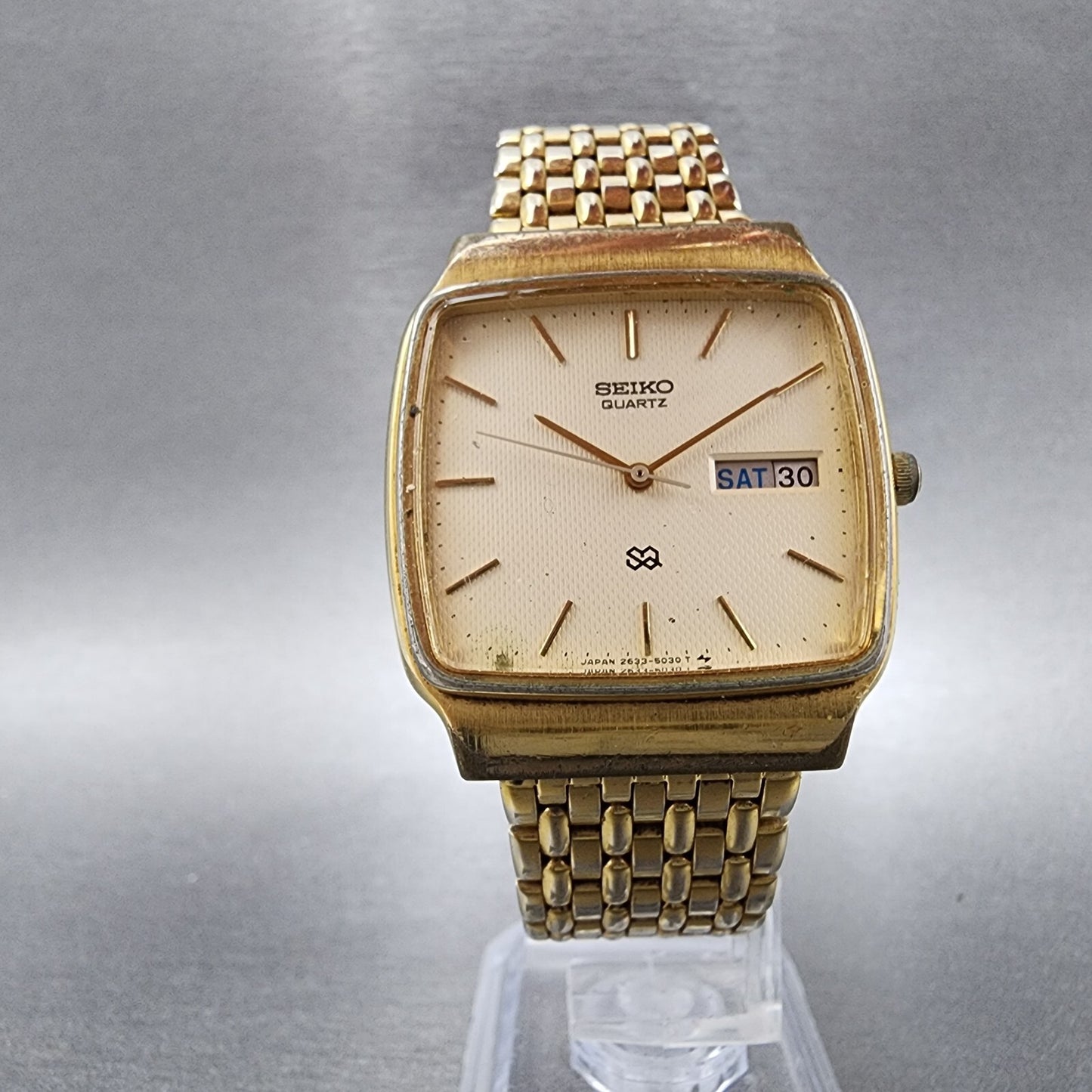 Seiko SQ Watch Men 32mm Cream Dial Gold Tone Daydate Rectangle 2633-5030 PARTS