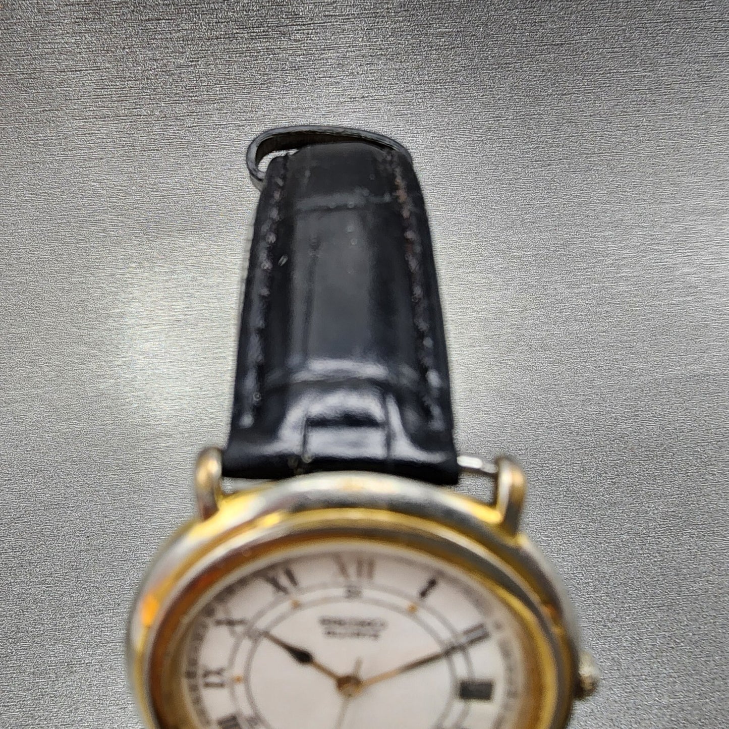Seiko Watch Men 33mm White Dial Gold Tone Round Date 5y32-6a29 New Battery