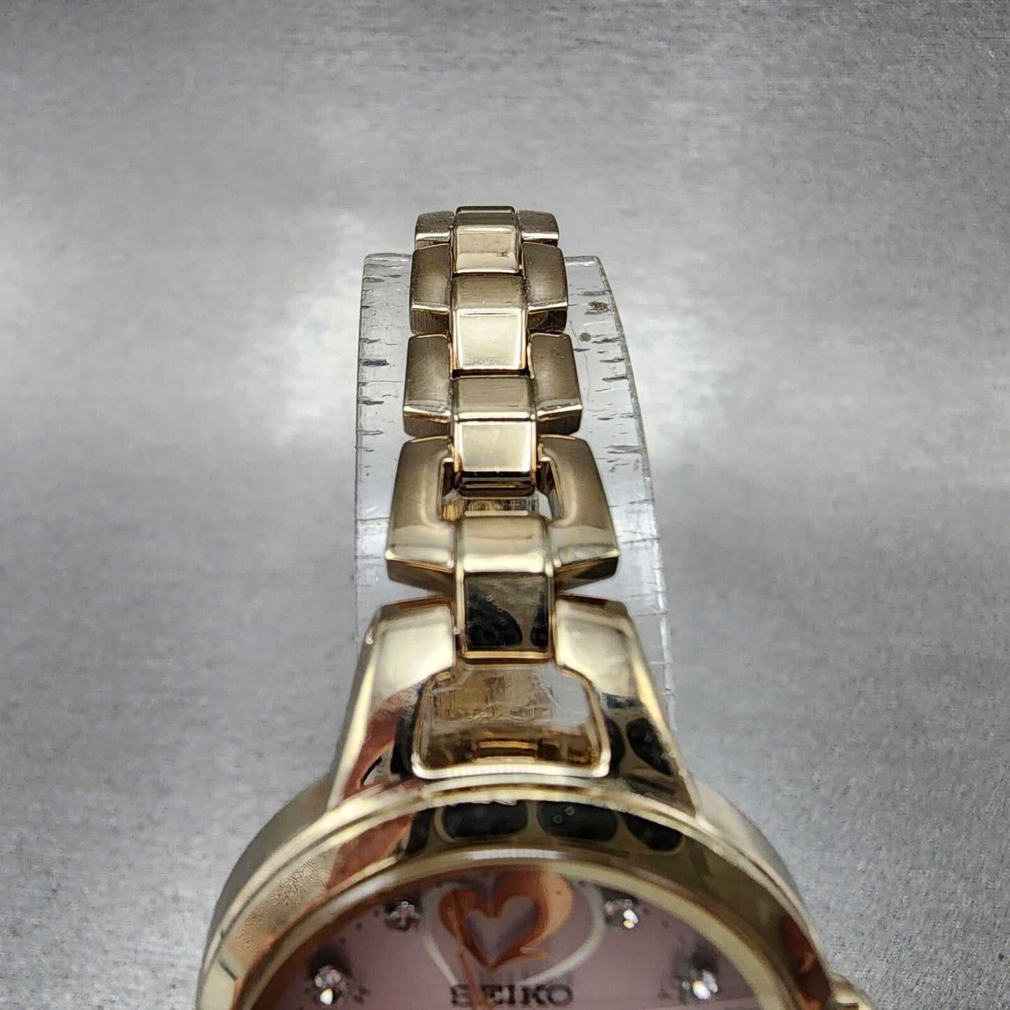 Seiko Solar Atomic Watch Women 27mm Pink Heart Dial Gold Tone 3b51-0ar0 Runs
