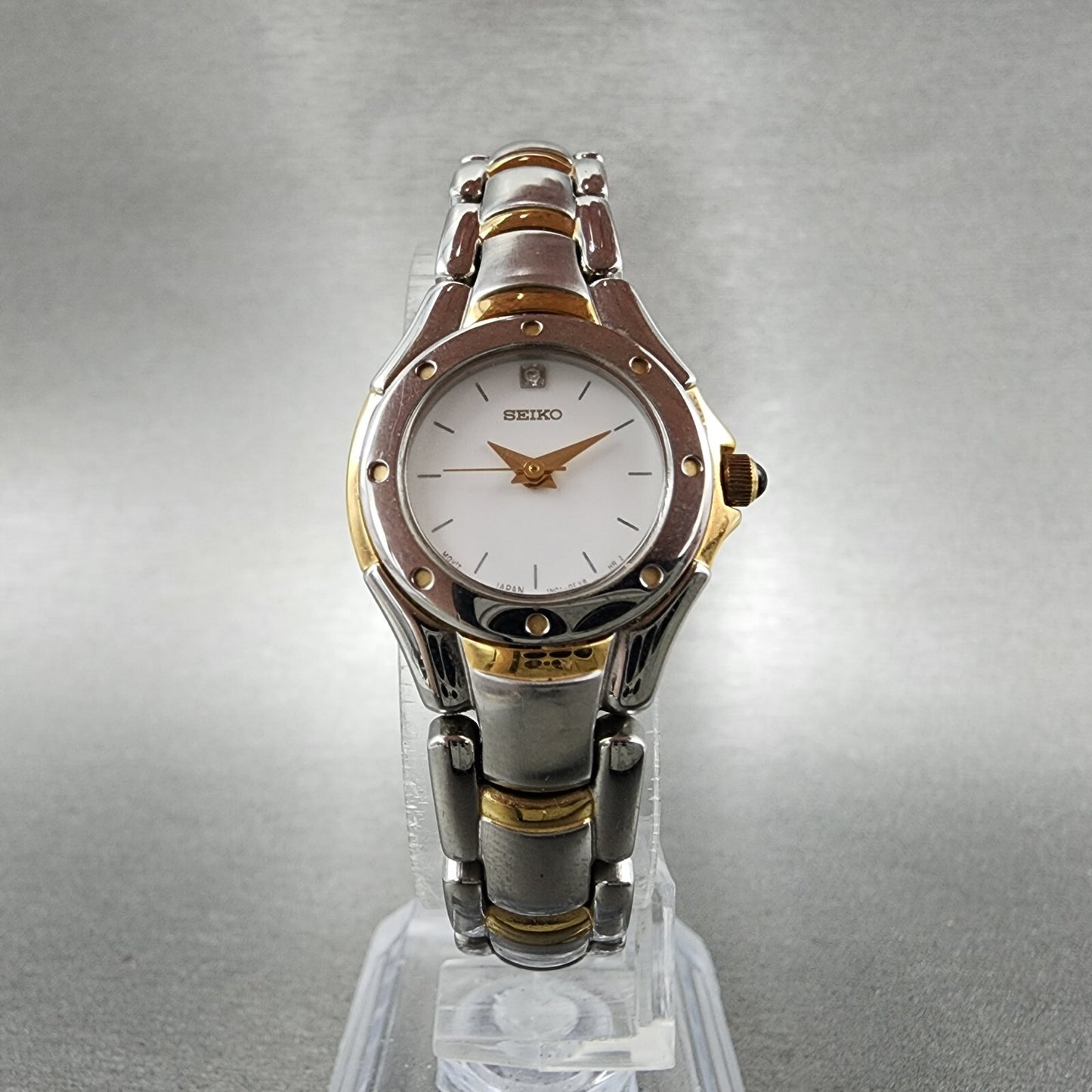 Seiko Watch Women 22mm White Dial Two Tone 1n01-0cw0 New Battery