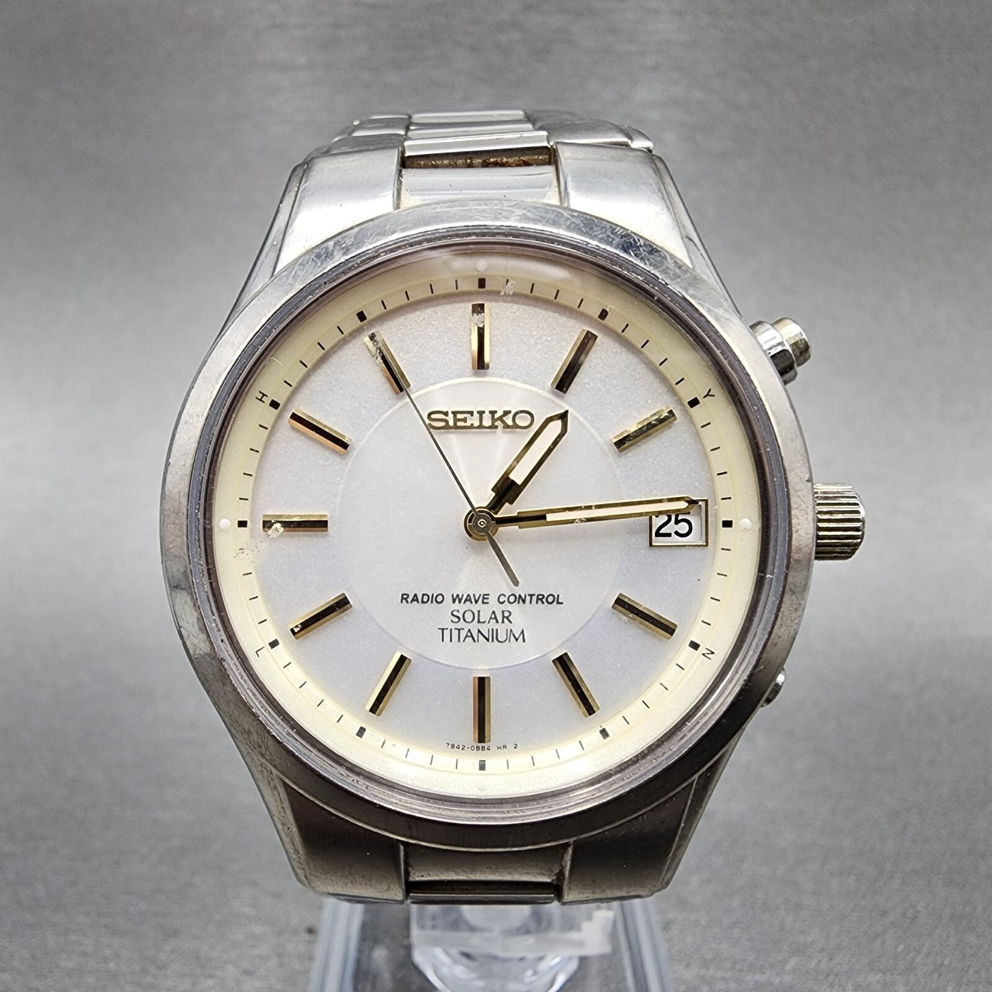 Seiko Solar Titanium Watch Men 38mm Silver Dial Date Round 7b42-0an0 Runs