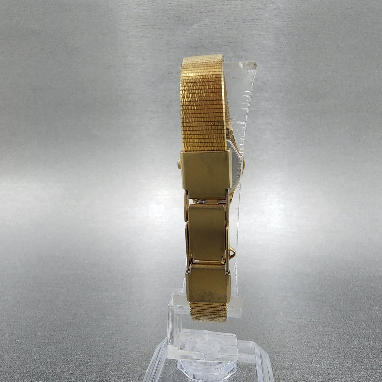 Seiko Watch Women 19mm Champagne Dial Gold Tone 4n00-0661 New Battery