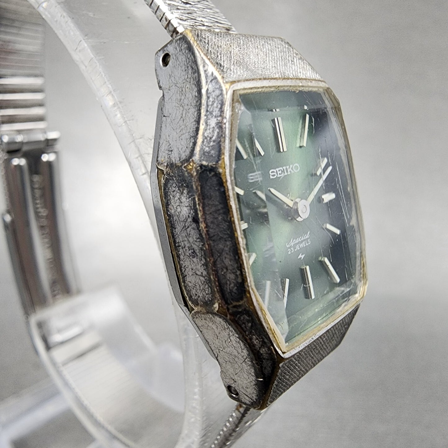 Seiko Special Watch Women 18mm Green Dial Silver Tone Manual 1140-3190 Runs