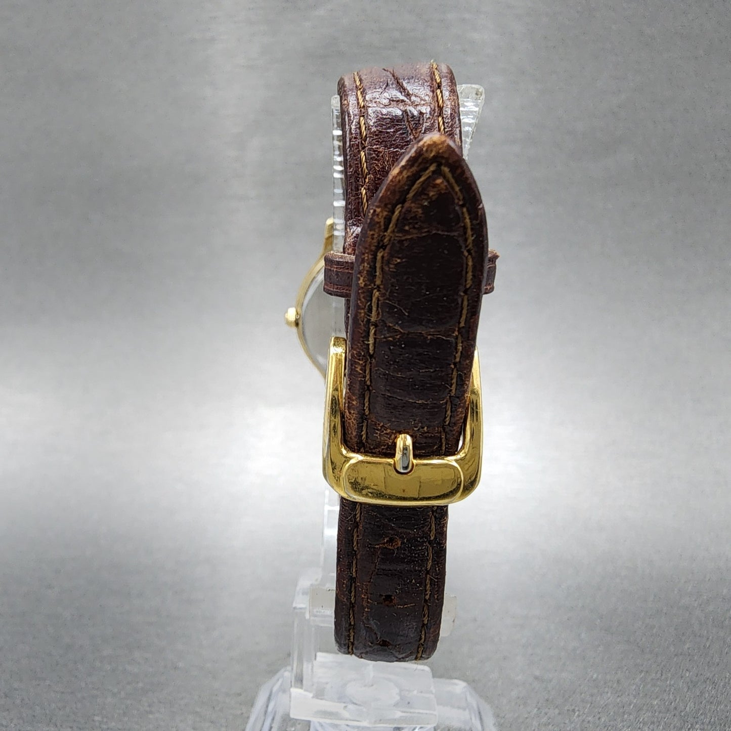 Seiko Spirit Watch Women 27mm White Dial Gold Tone 5e31-6c8a New Battery