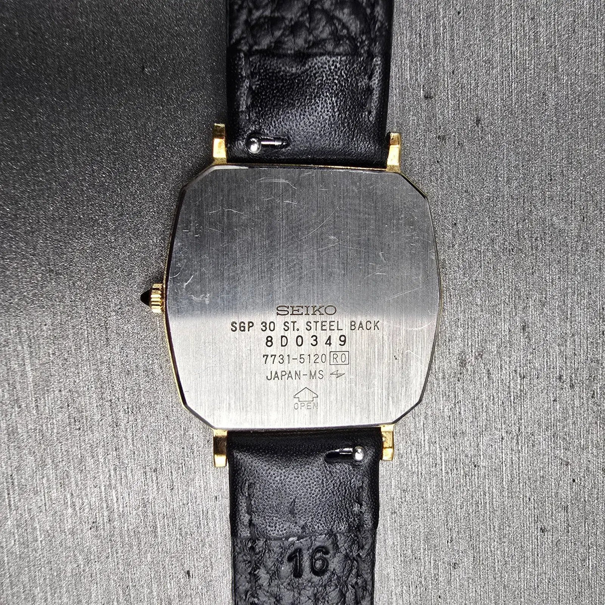 Seiko Dolce Watch Men 29mm Champagne Dial Gold Tone Rectangle 7731-5120 New Batt10