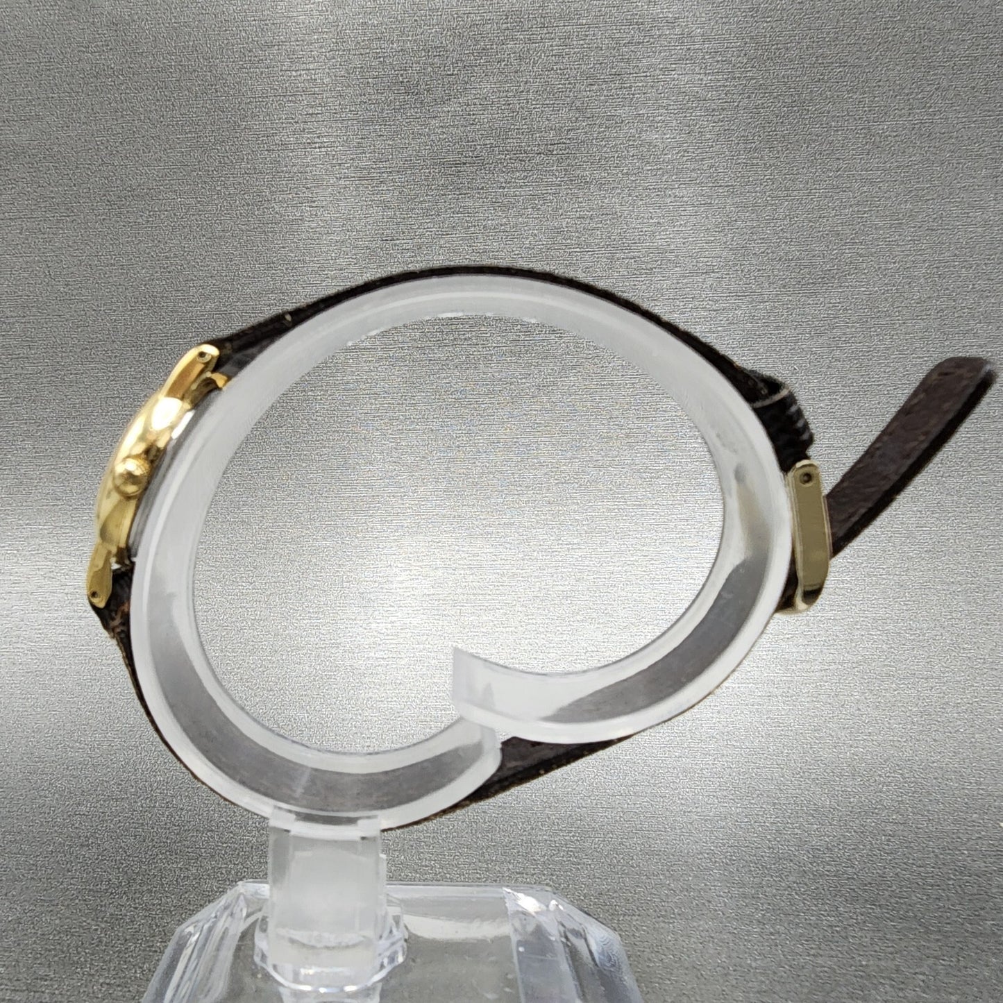 VTG Seiko Watch Women 20mm White Dial Gold Tone Round 2Y00-0A10 New Battery