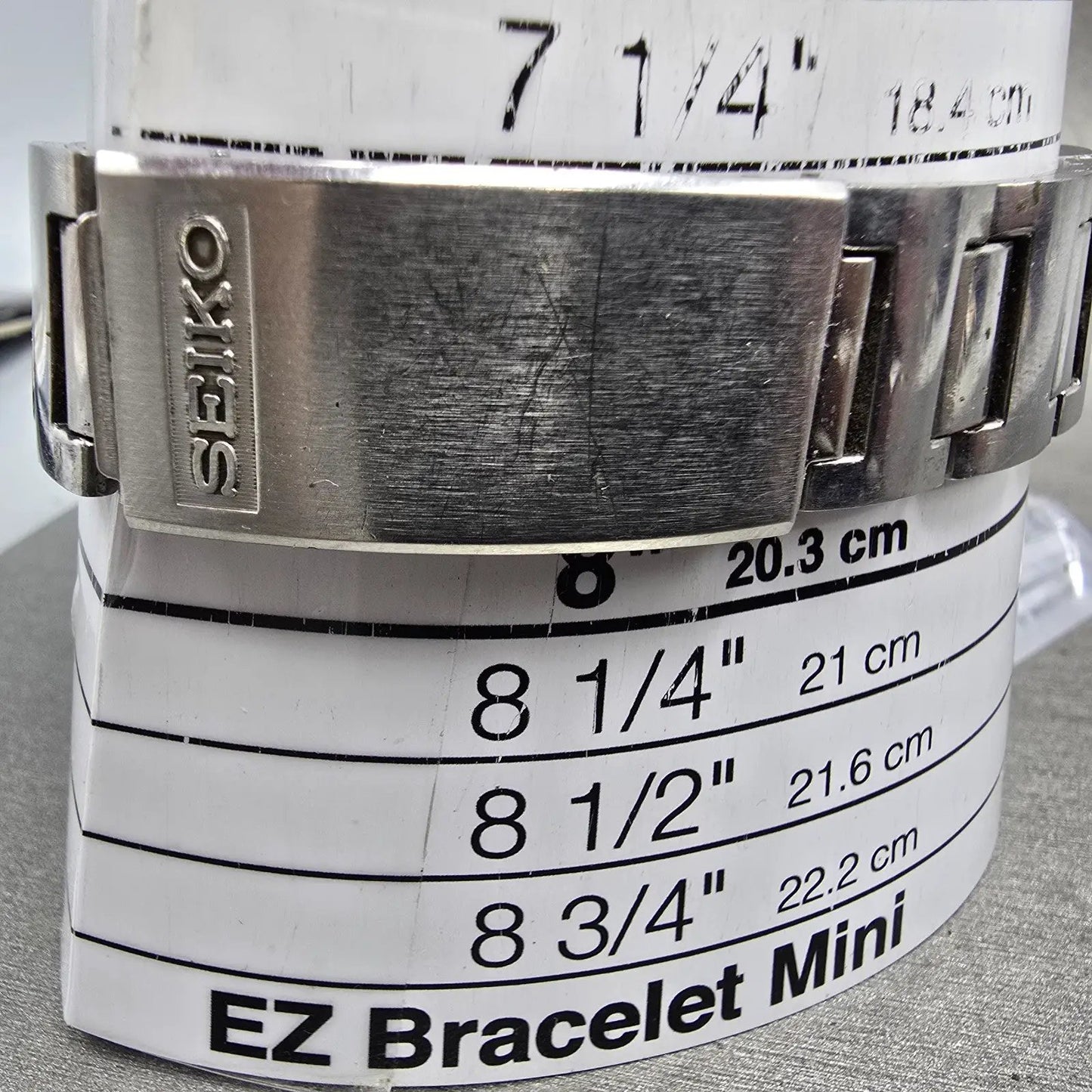 Seiko 5 Automatic Watch Men 37mm Silver Dial Silver Tone Daydate 6119-6410 Runs10