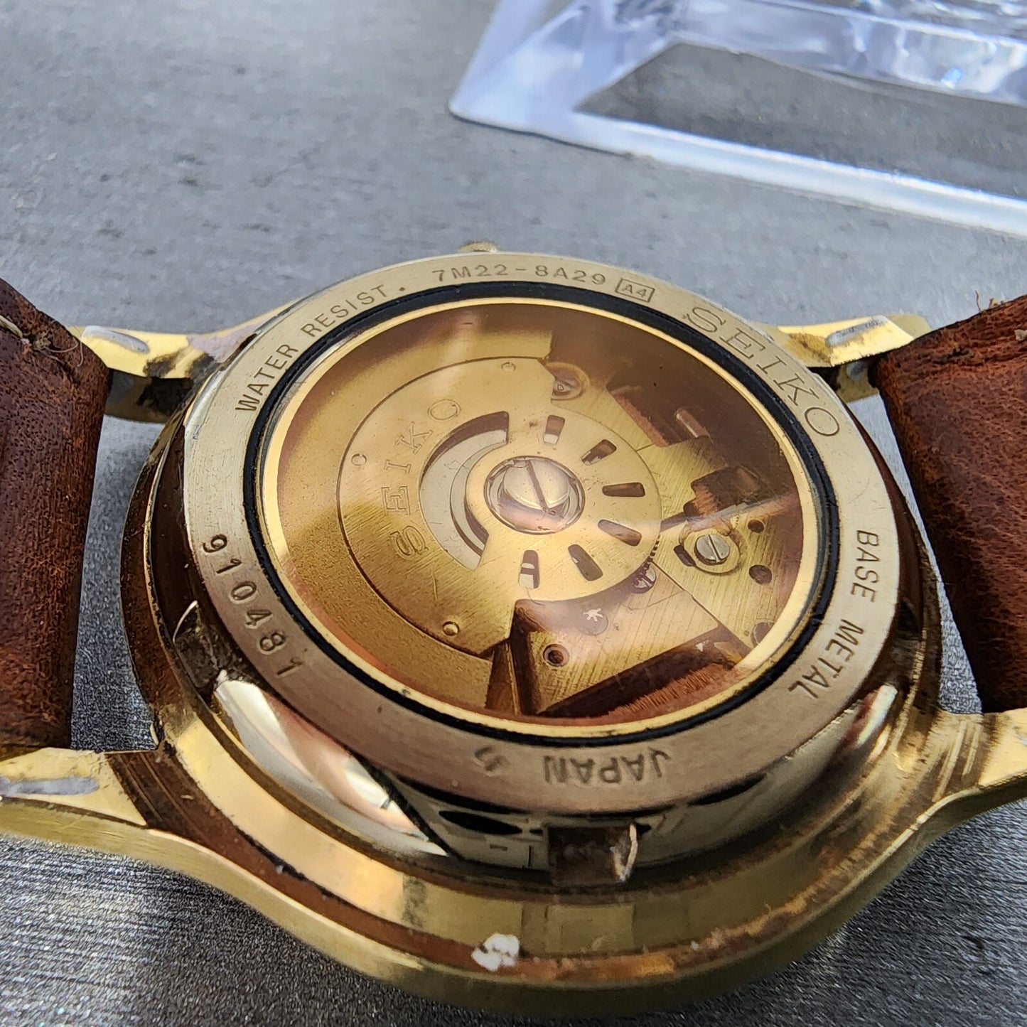 Seiko AGS Watch Men 37mm White Dial Gold Tone Date Round 7M22-8A29 PARTS