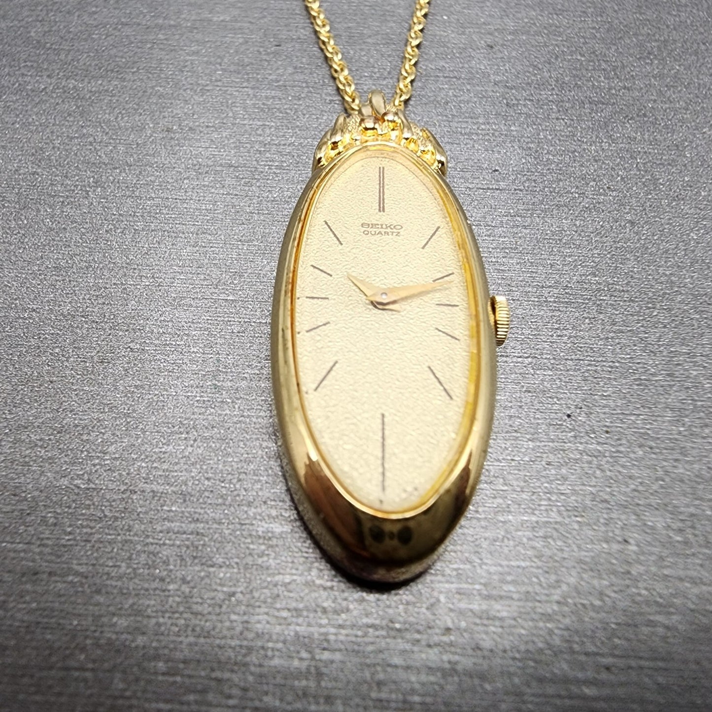 Seiko Necklace Watch Women 15mm Champagne Dial Gold Tone 1320-5520 New Battery
