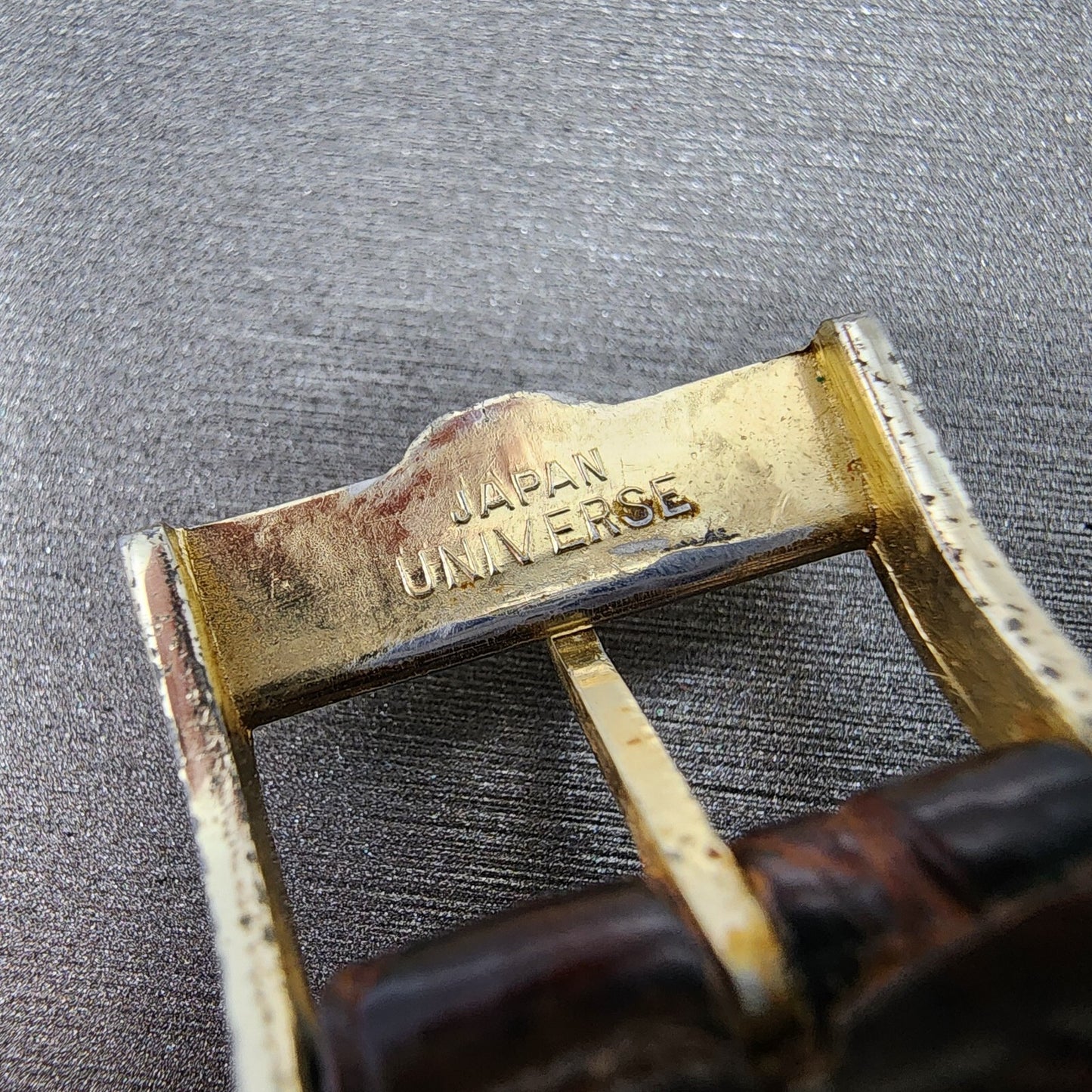 Universal Geneve Watch Men 32mm Gold Dial Gold Tone Manual Wind Runs 542136