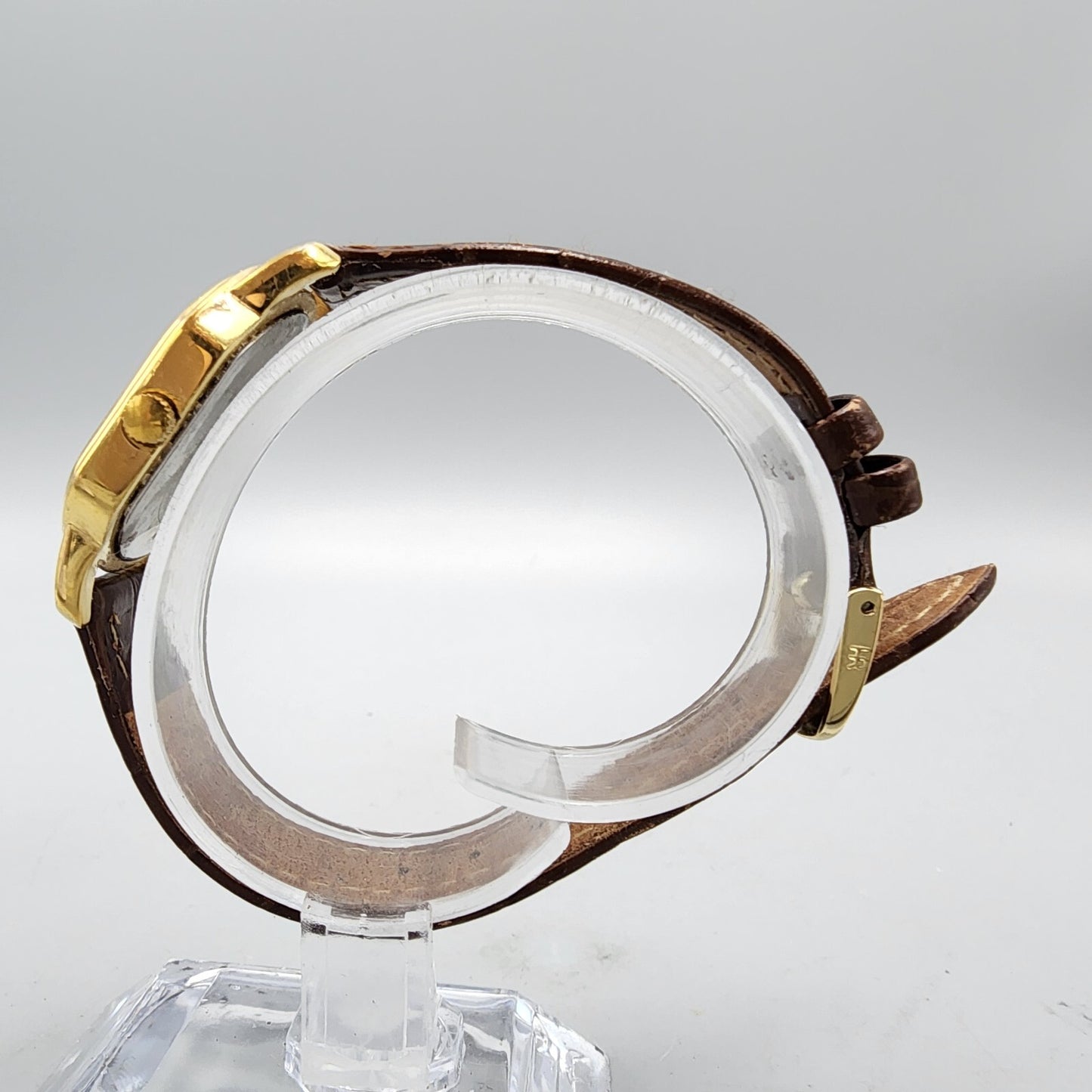 Ecclissi Watch Women 26mm White Dial Gold Tone Ellipse Case New Battery